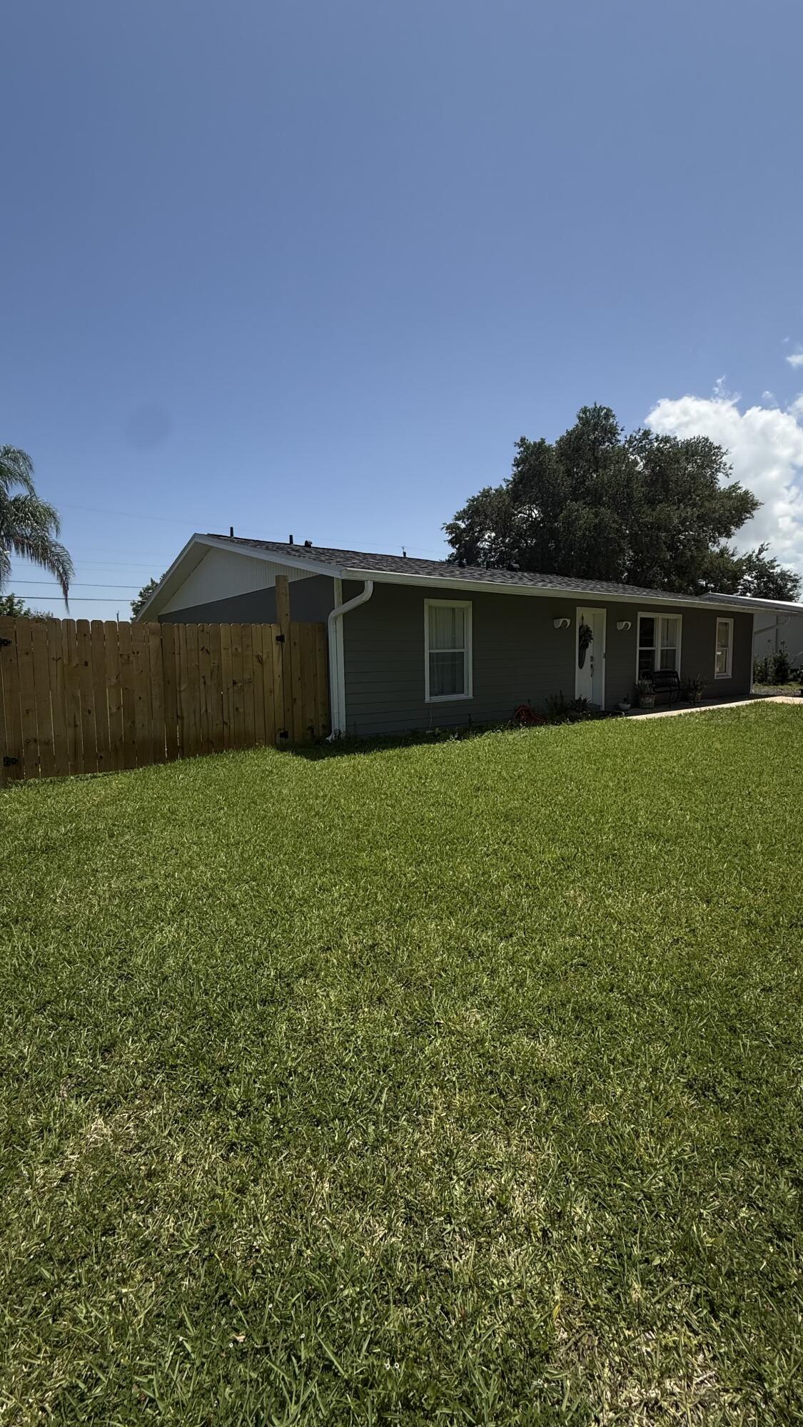 VERO BEACH HIGHLANDS UNIT 2 - Residential