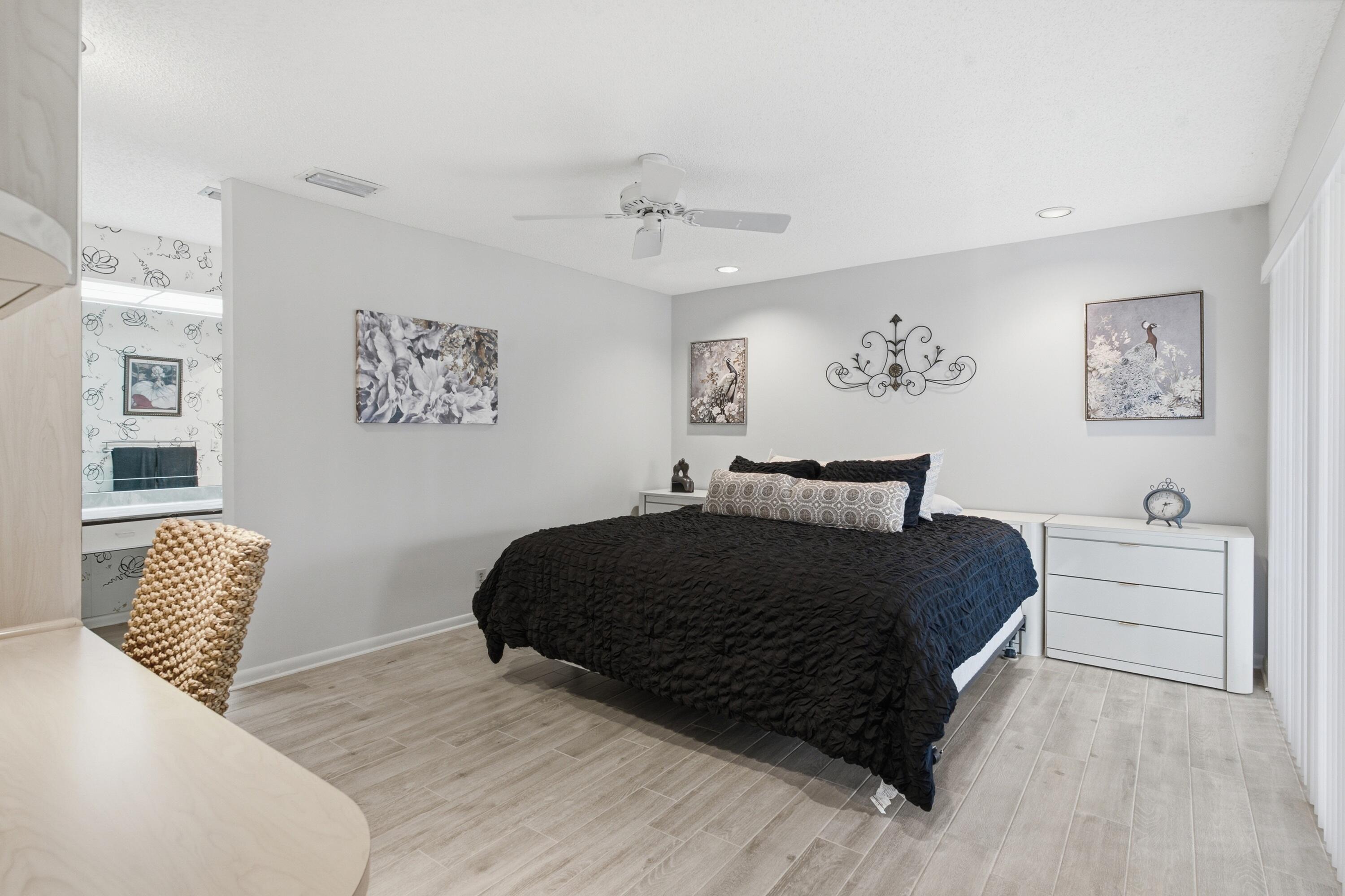 FOREST GROVE PATIO HOMES - Residential
