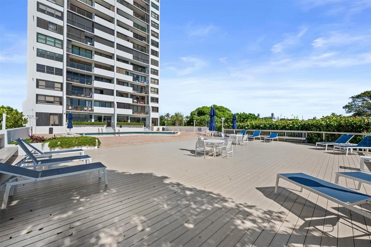 PALM BEACH HOUSE CONDO - Residential