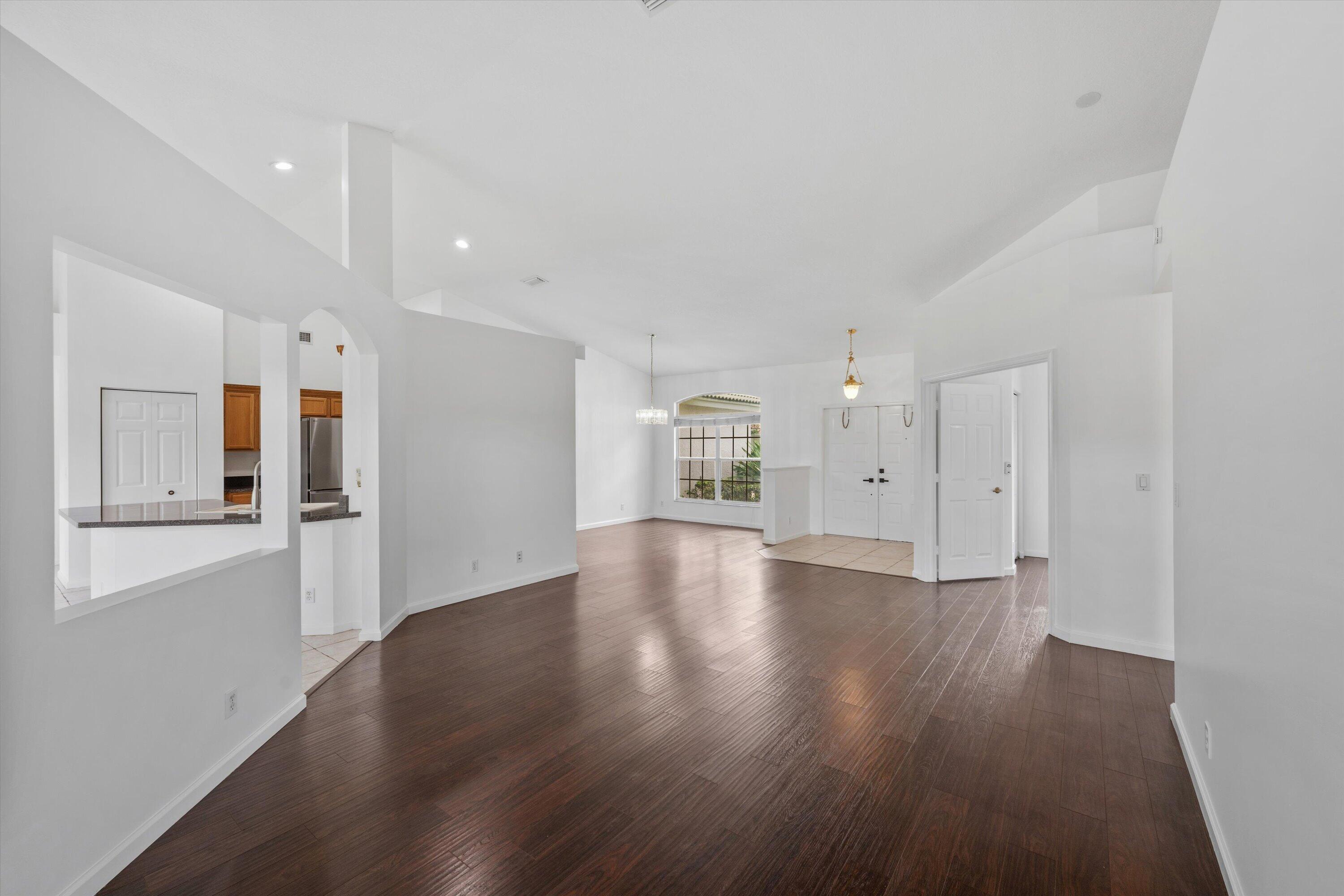 ESTATES OF ROYAL PALM BEACH 5 - Residential Lease