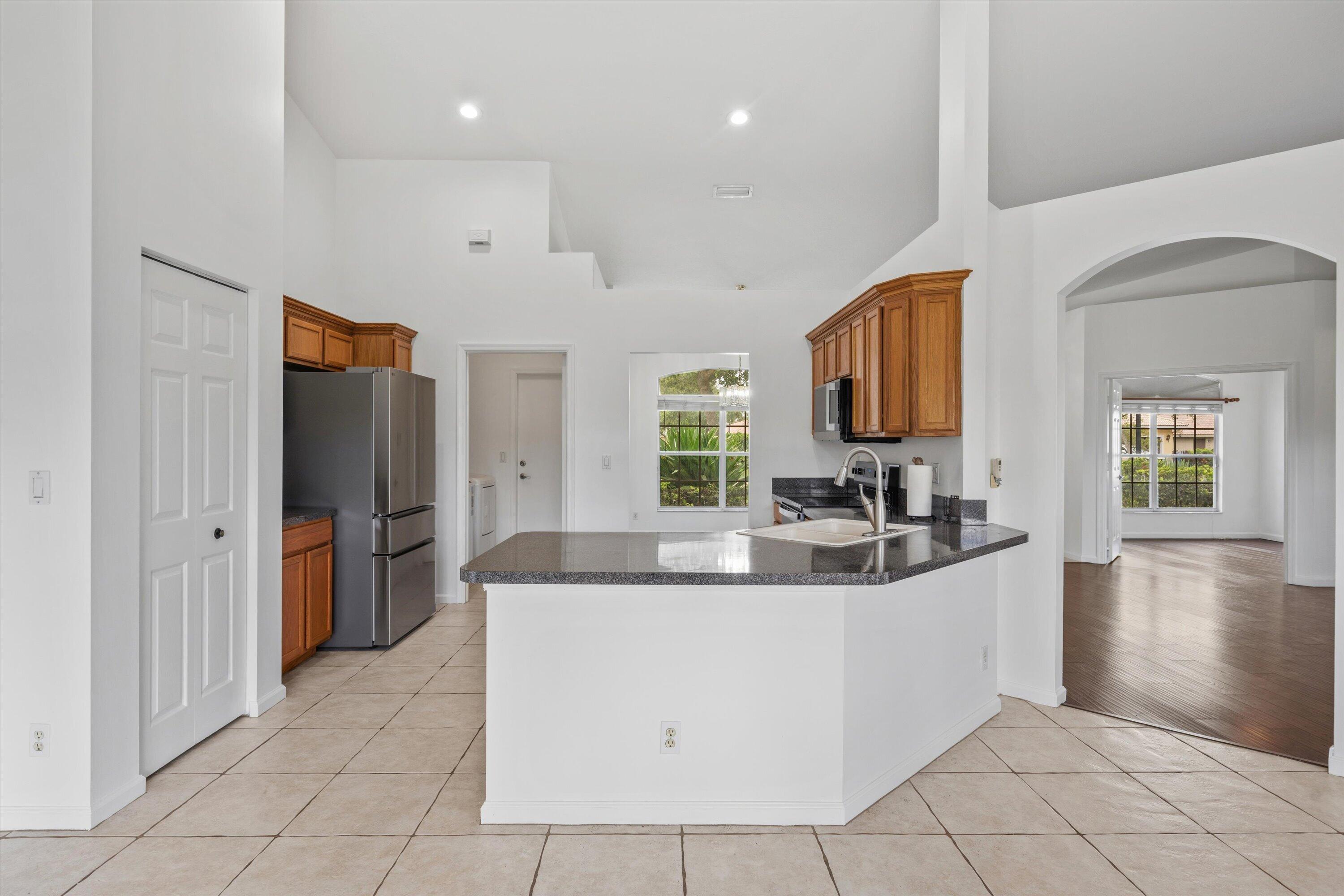 ESTATES OF ROYAL PALM BEACH 5 - Residential Lease