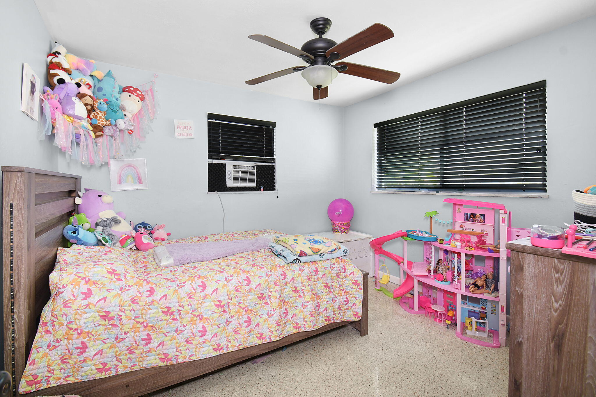 RIVER PARK UNIT 5 - Residential