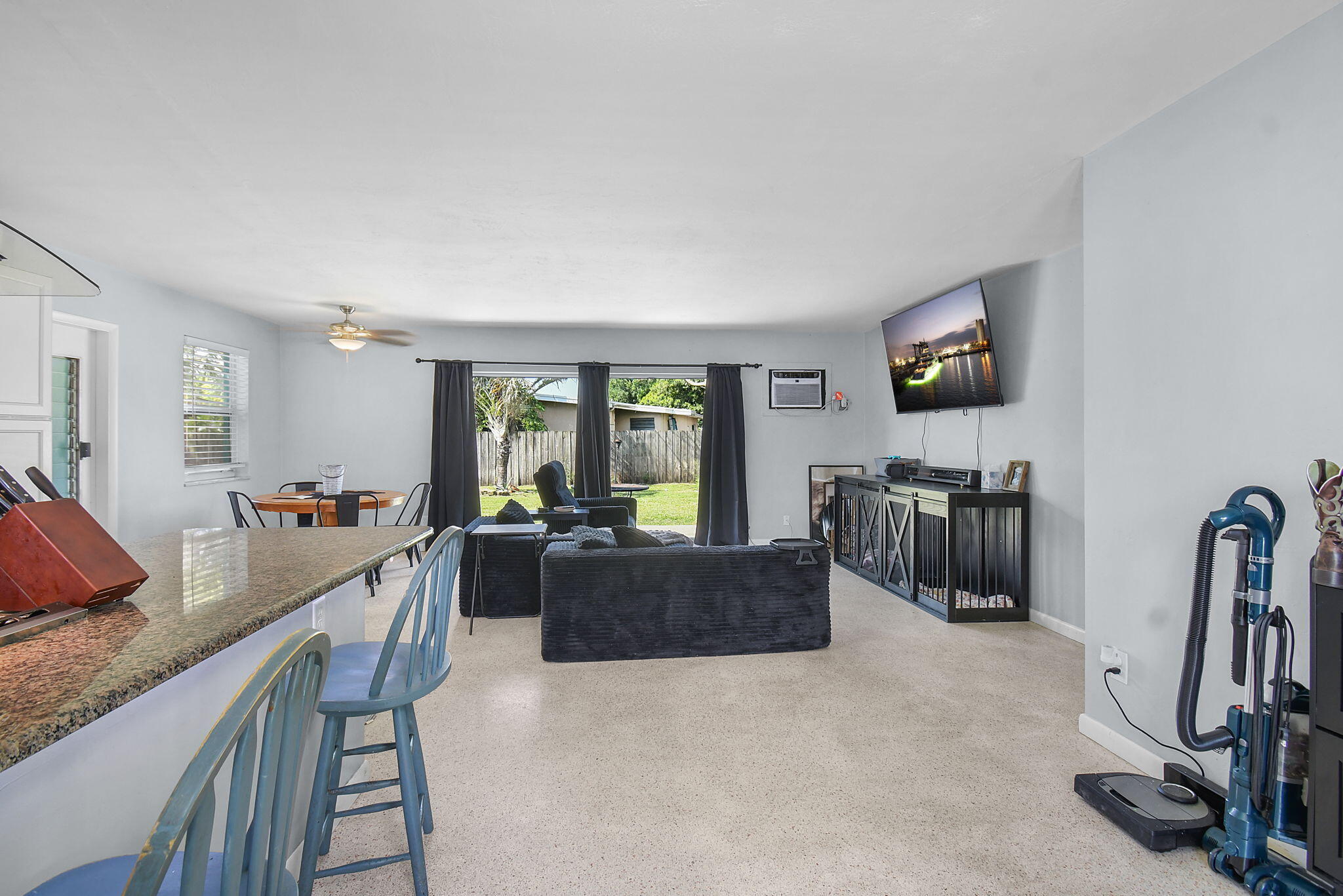 RIVER PARK UNIT 5 - Residential