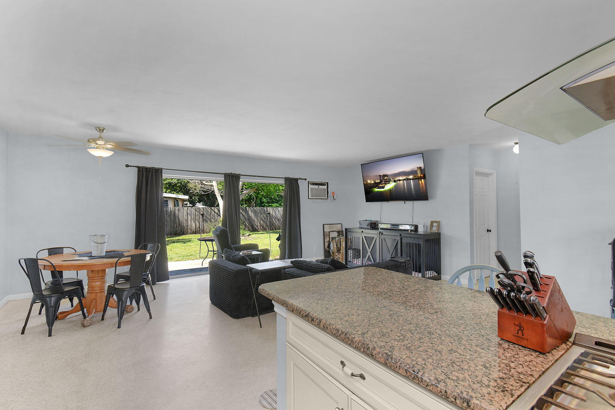 RIVER PARK UNIT 5 - Residential