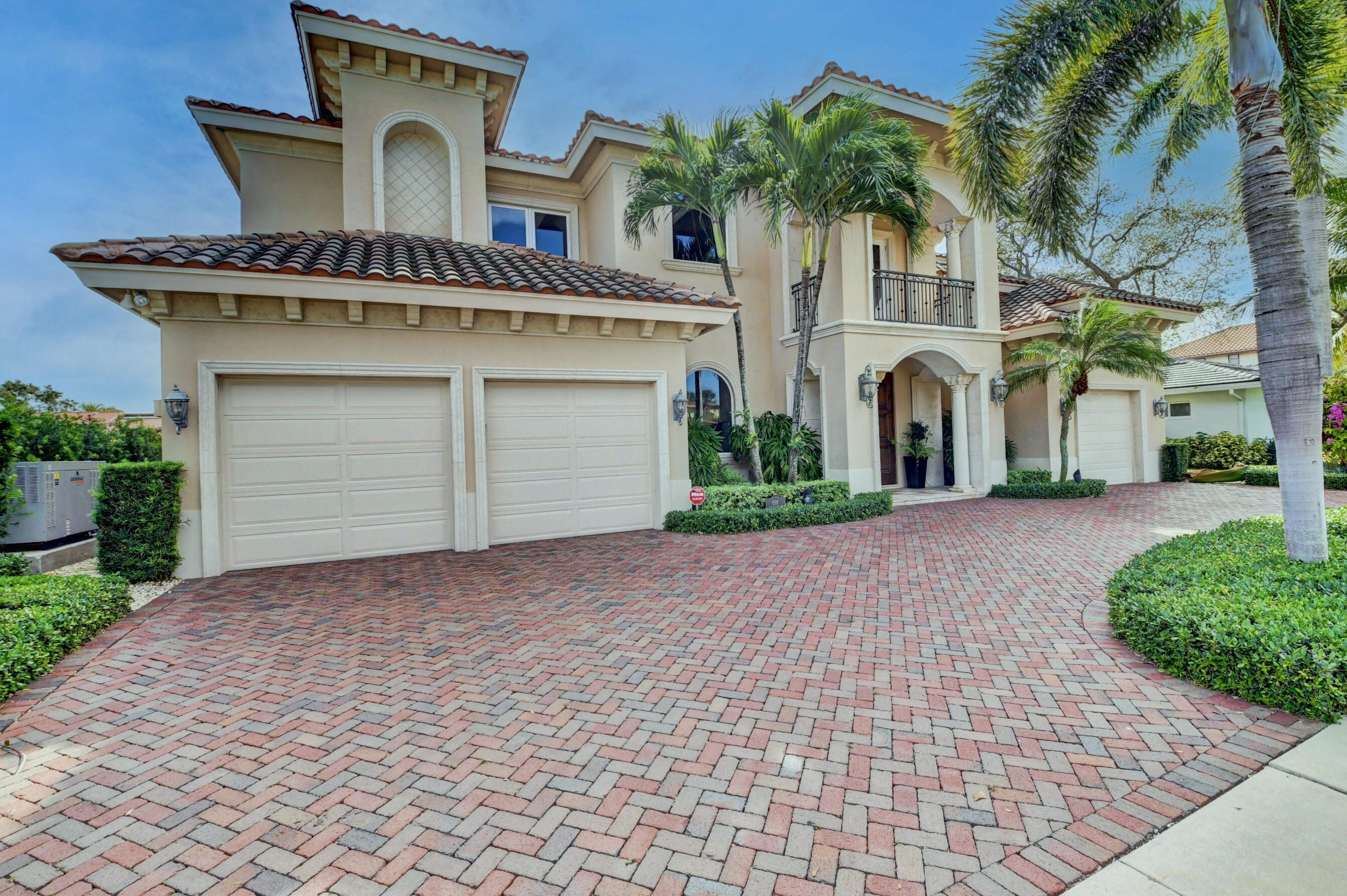 CARRIAGE HILL - Residential