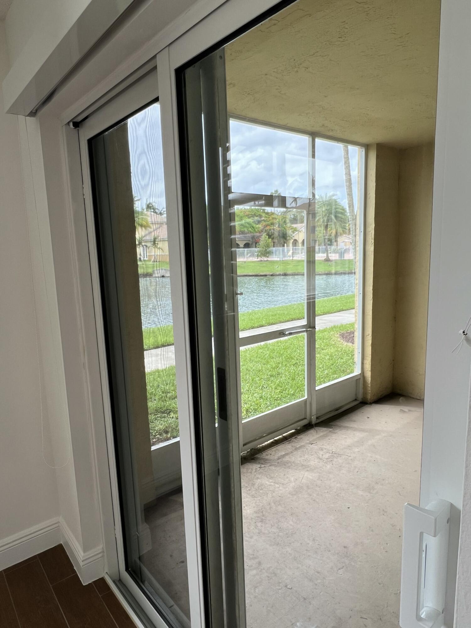 ROYAL GRAND CONDO - Residential