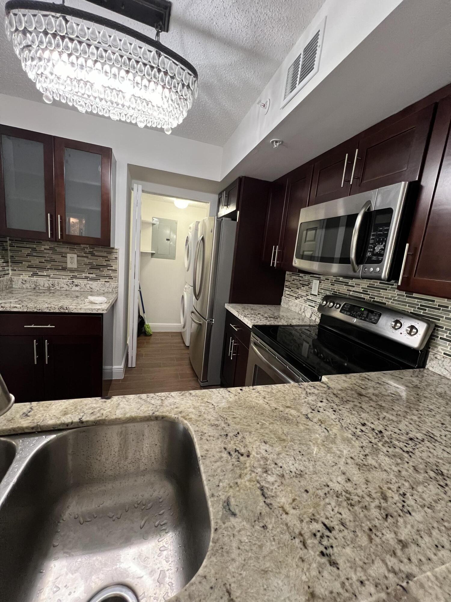 ROYAL GRAND CONDO - Residential