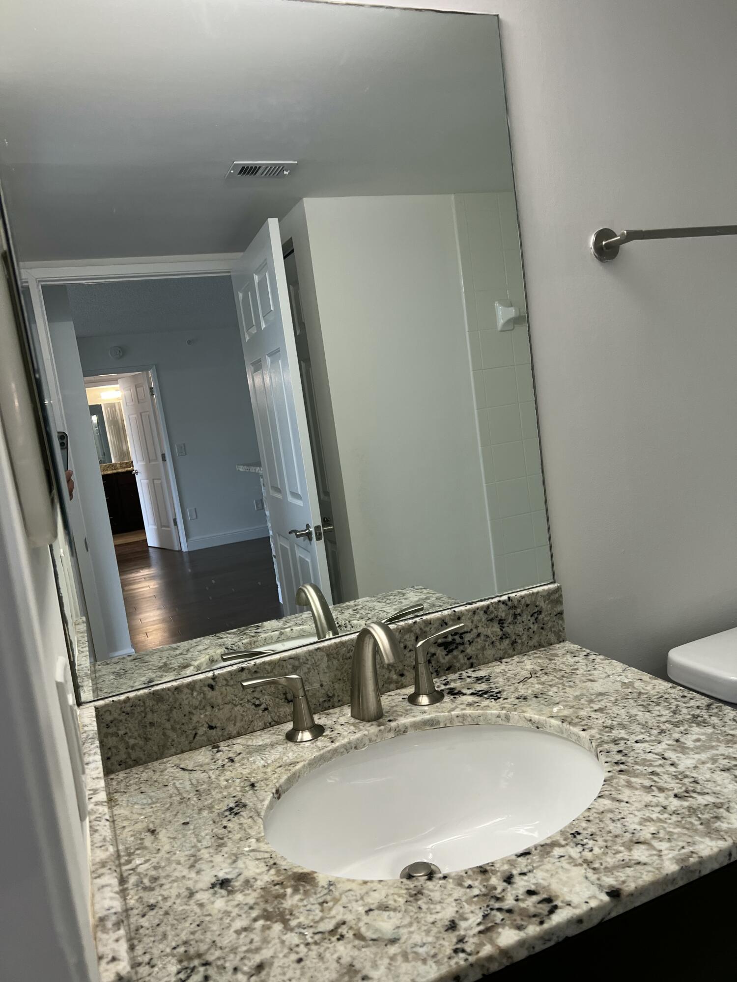 ROYAL GRAND CONDO - Residential