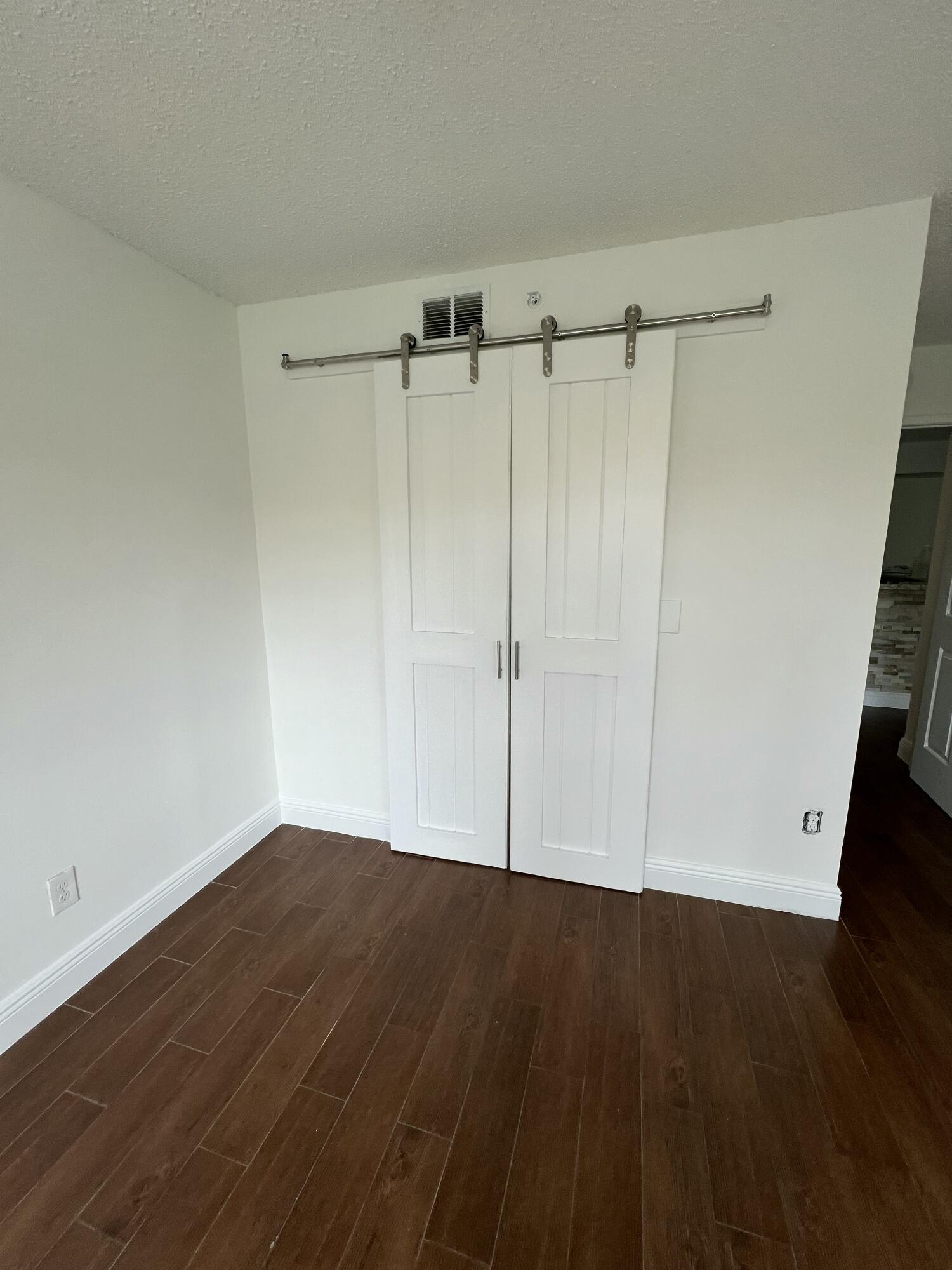 ROYAL GRAND CONDO - Residential