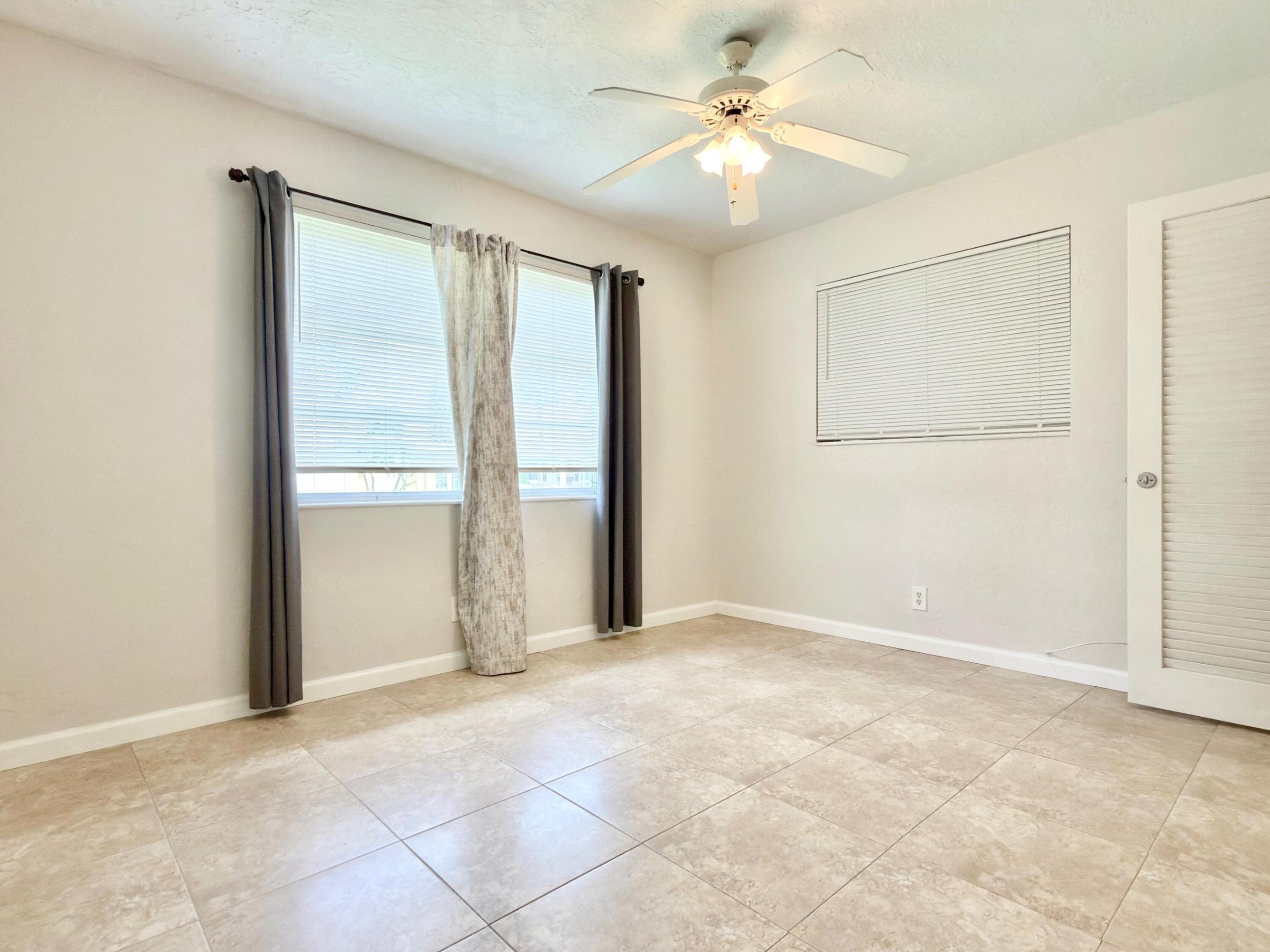 MAINLANDS OF TAMARAC LAKES - Residential Lease