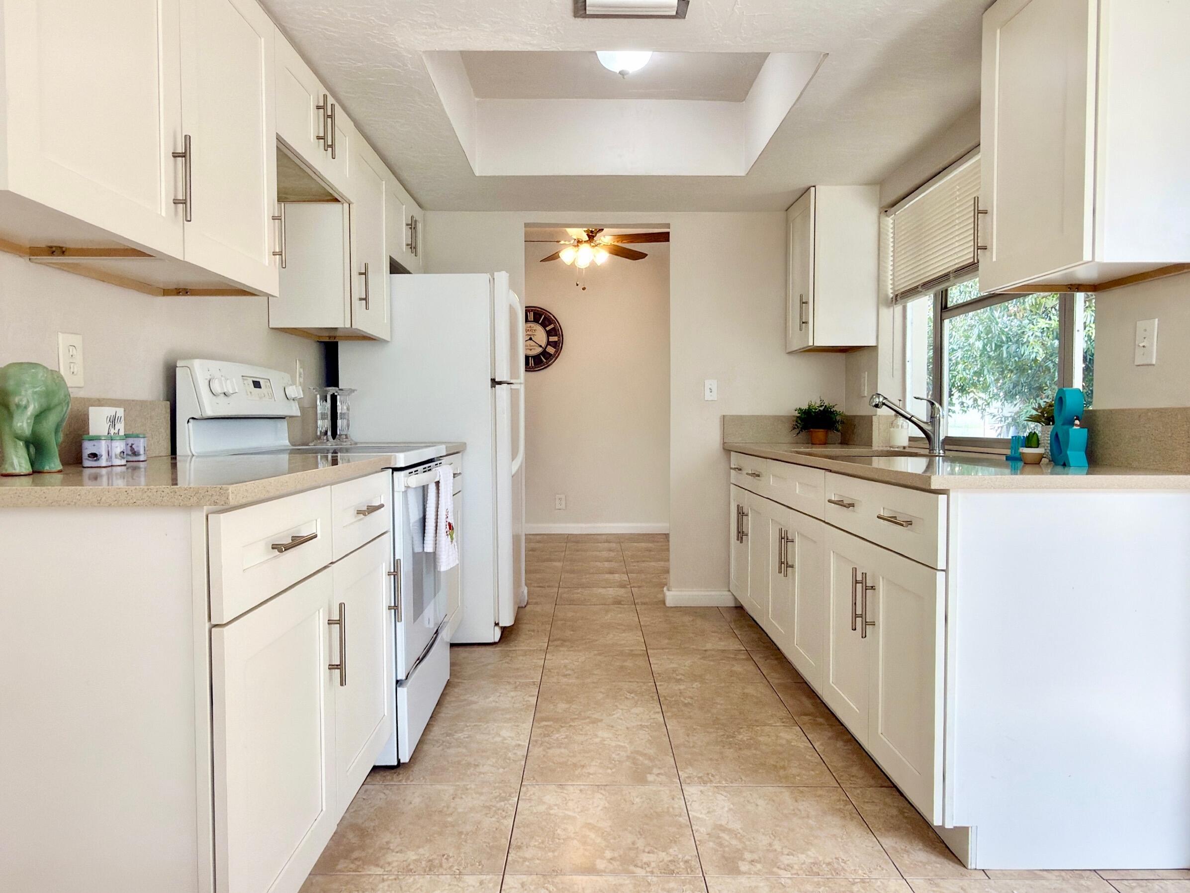 MAINLANDS OF TAMARAC LAKES - Residential Lease