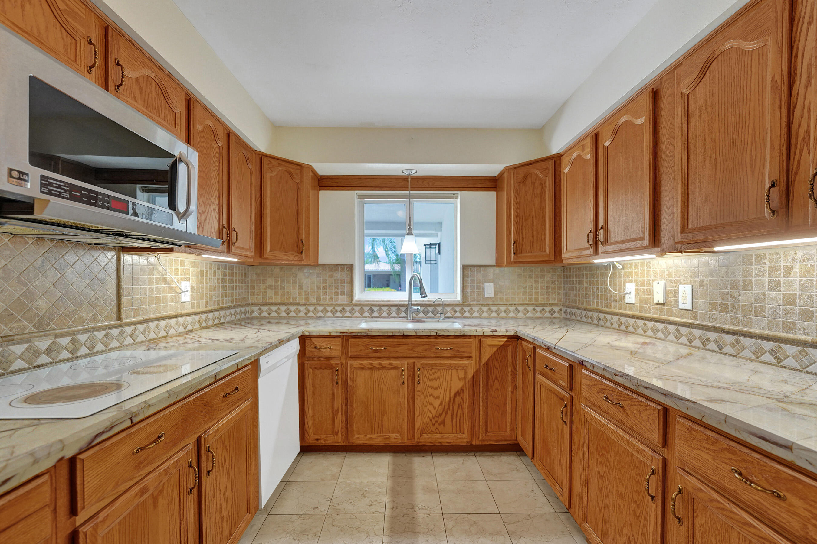 OAKLAND PARK 2ND ADD-RESUB - Residential