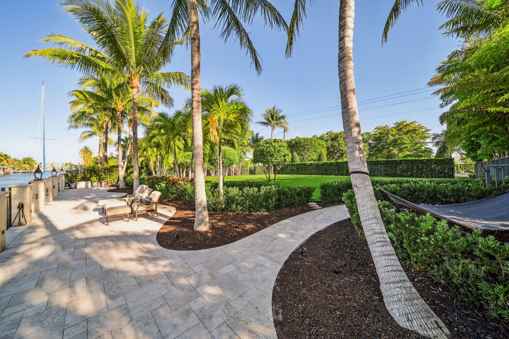 VENETIAN ISLES 1ST SEC - Residential