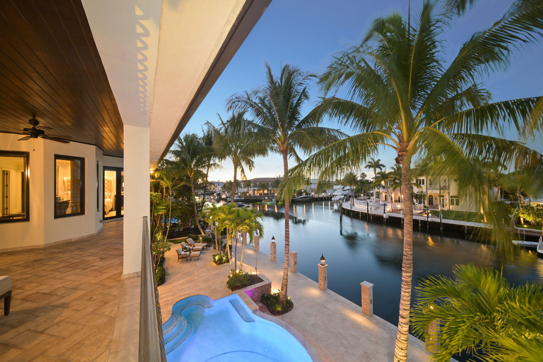 VENETIAN ISLES 1ST SEC - Residential
