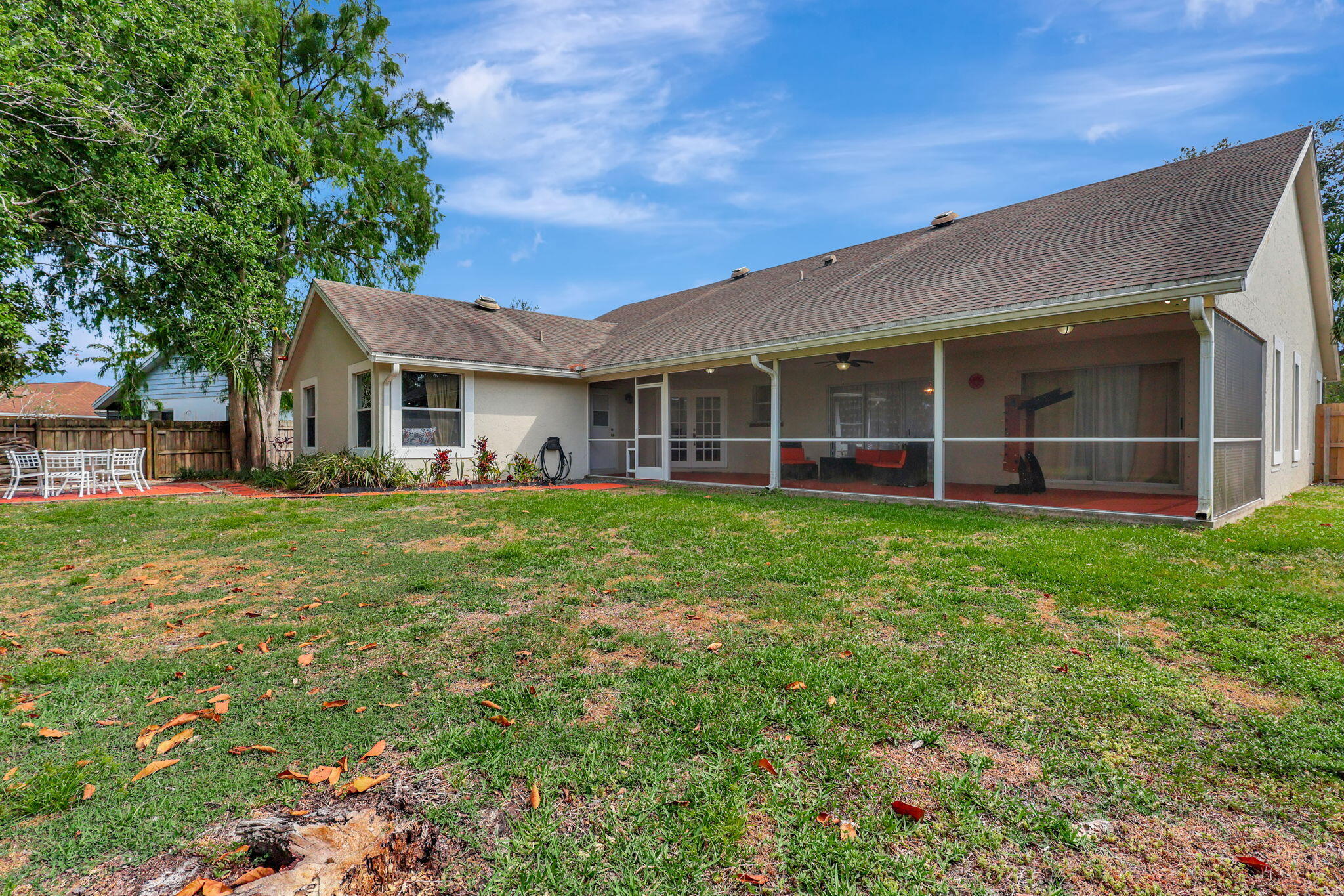 GREENVIEW SHORES 2 OF WELLINGTON - Residential Lease