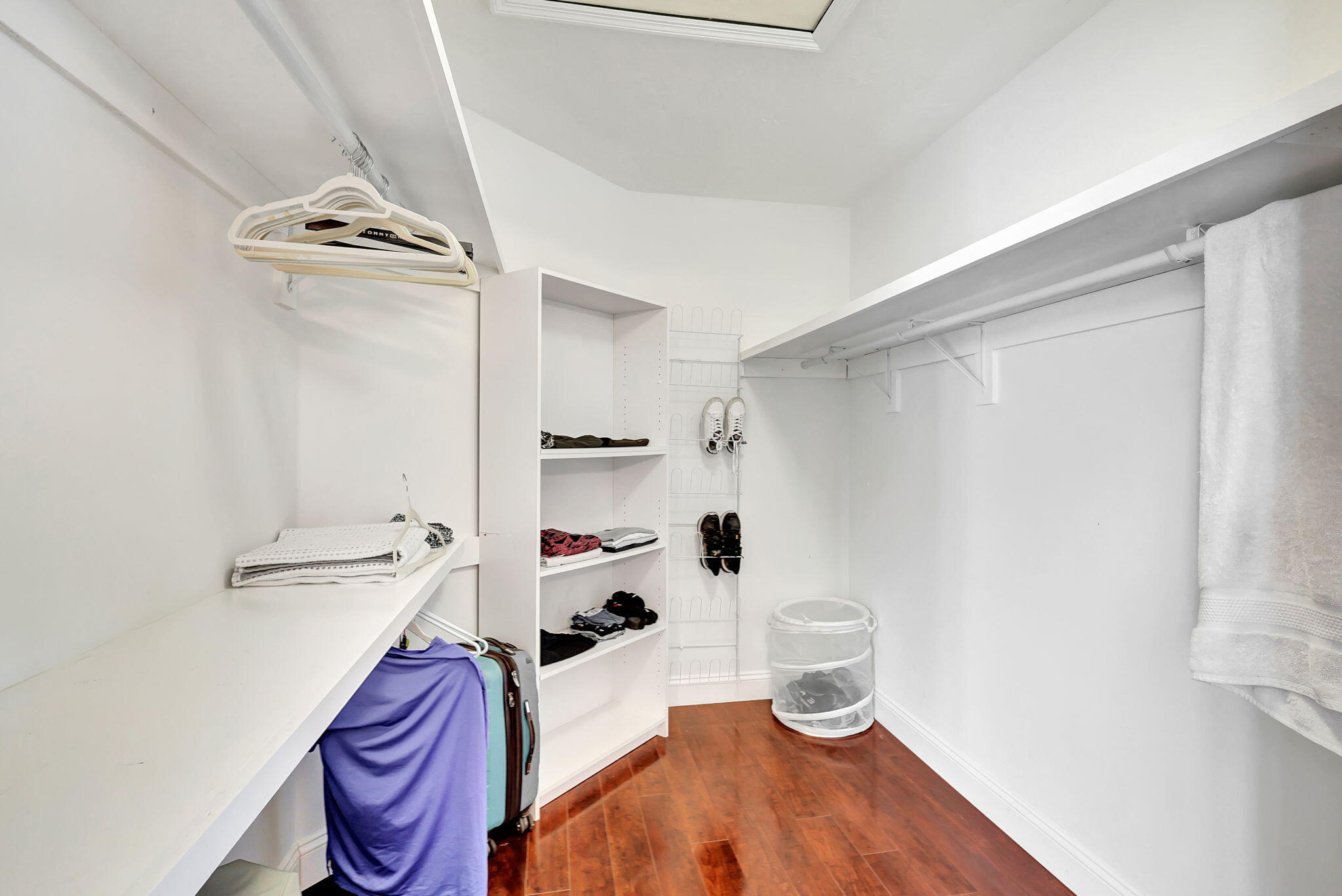 GREENVIEW SHORES 2 OF WELLINGTON - Residential Lease