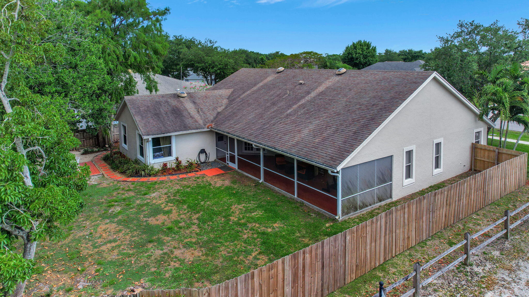 GREENVIEW SHORES 2 OF WELLINGTON - Residential Lease