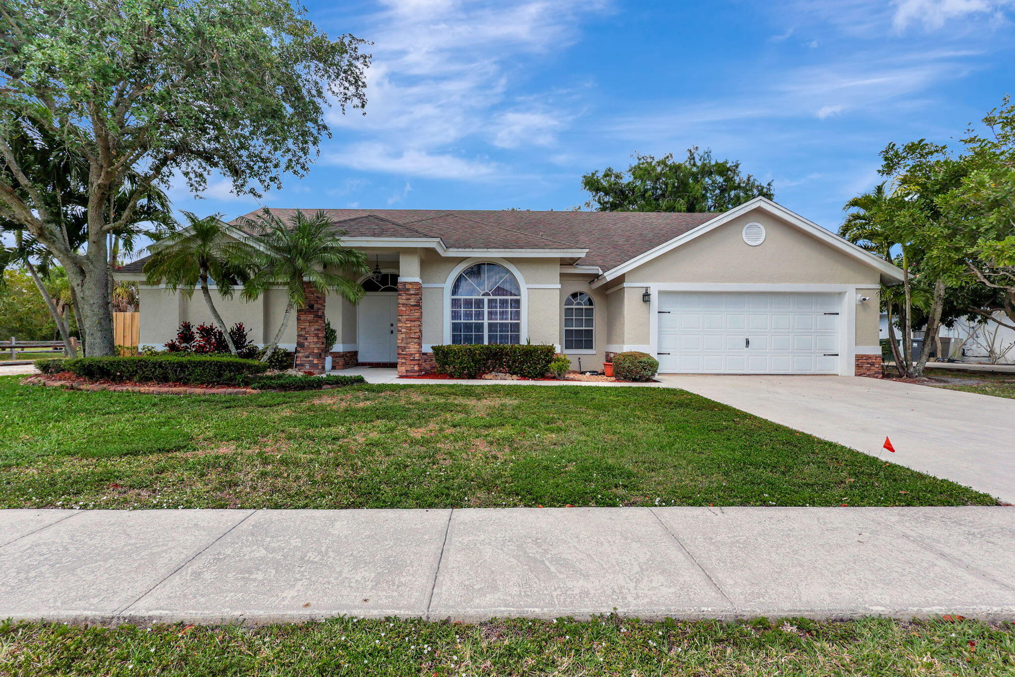 GREENVIEW SHORES 2 OF WELLINGTON - Residential Lease