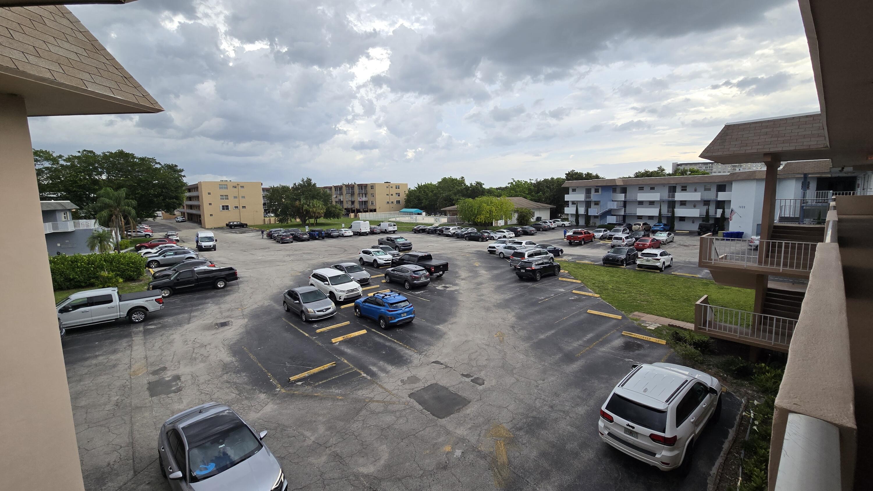 TALLWOOD WEST CONDO - Residential