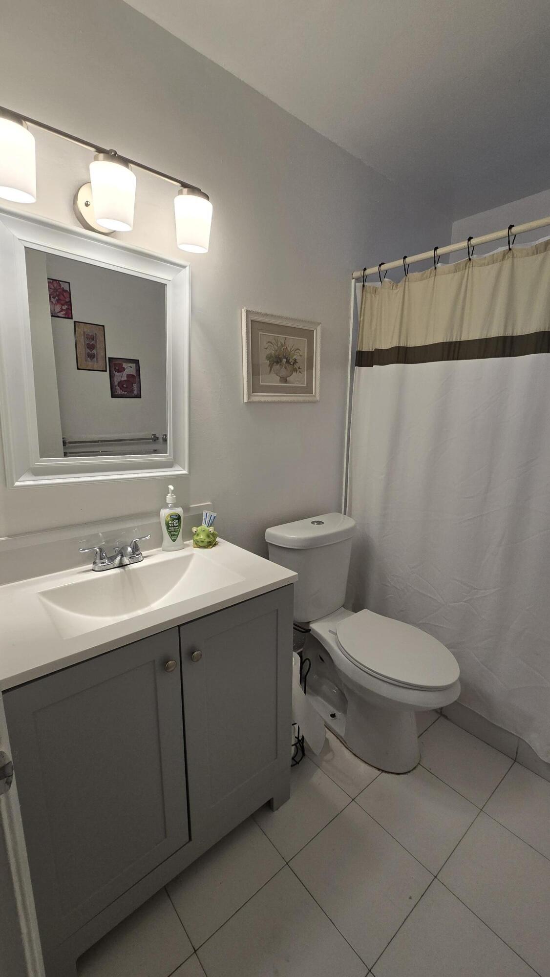 TALLWOOD WEST CONDO - Residential