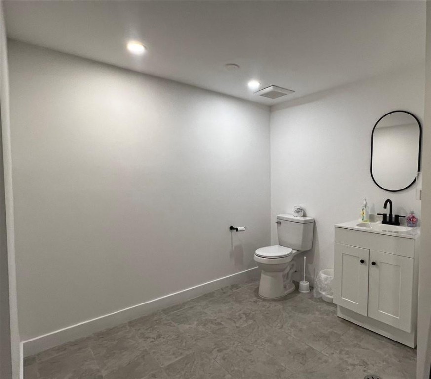 Imperial Point Condo - Residential