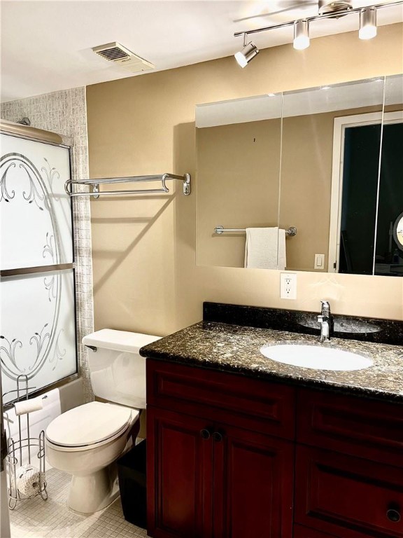 Imperial Point Condo - Residential