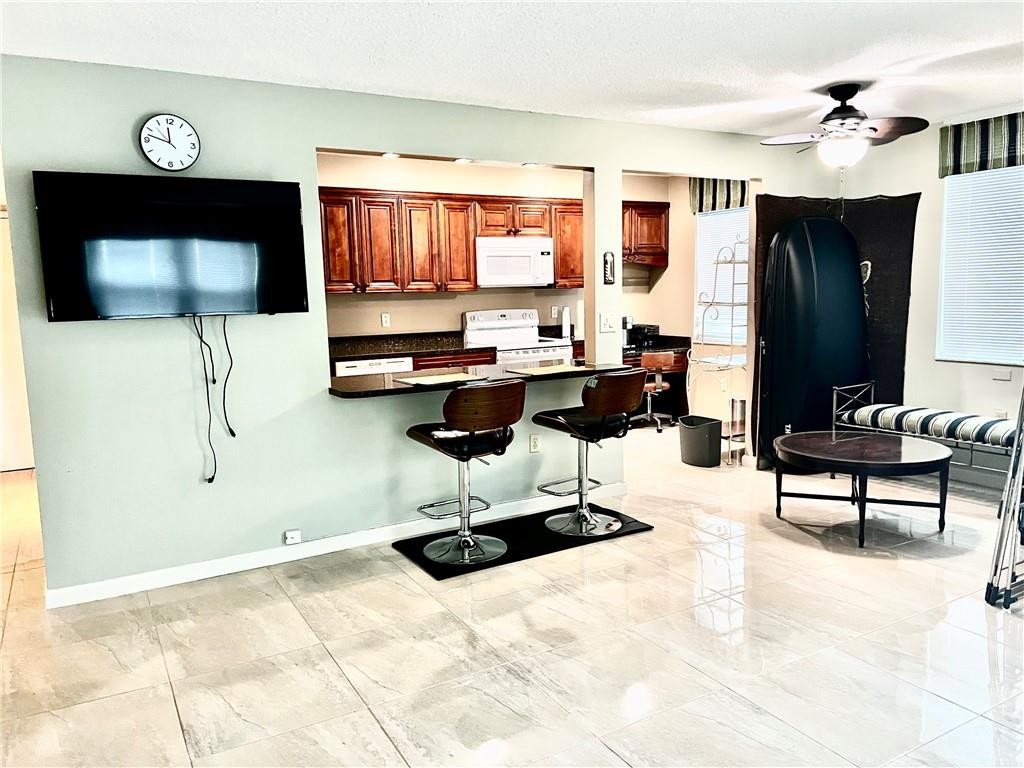 Imperial Point Condo - Residential