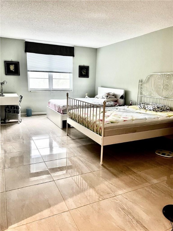 Imperial Point Condo - Residential