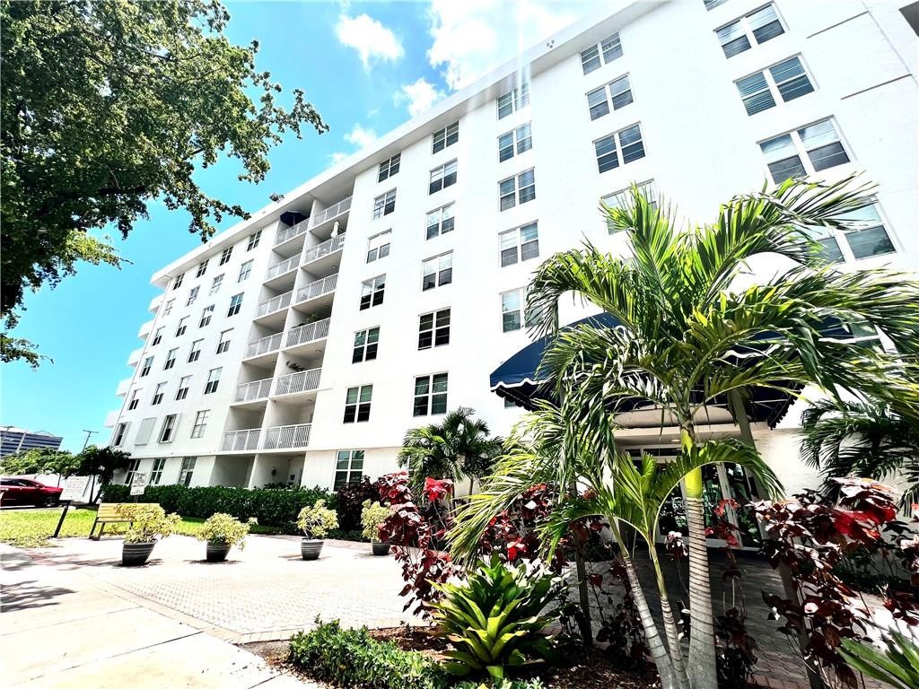 Imperial Point Condo - Residential
