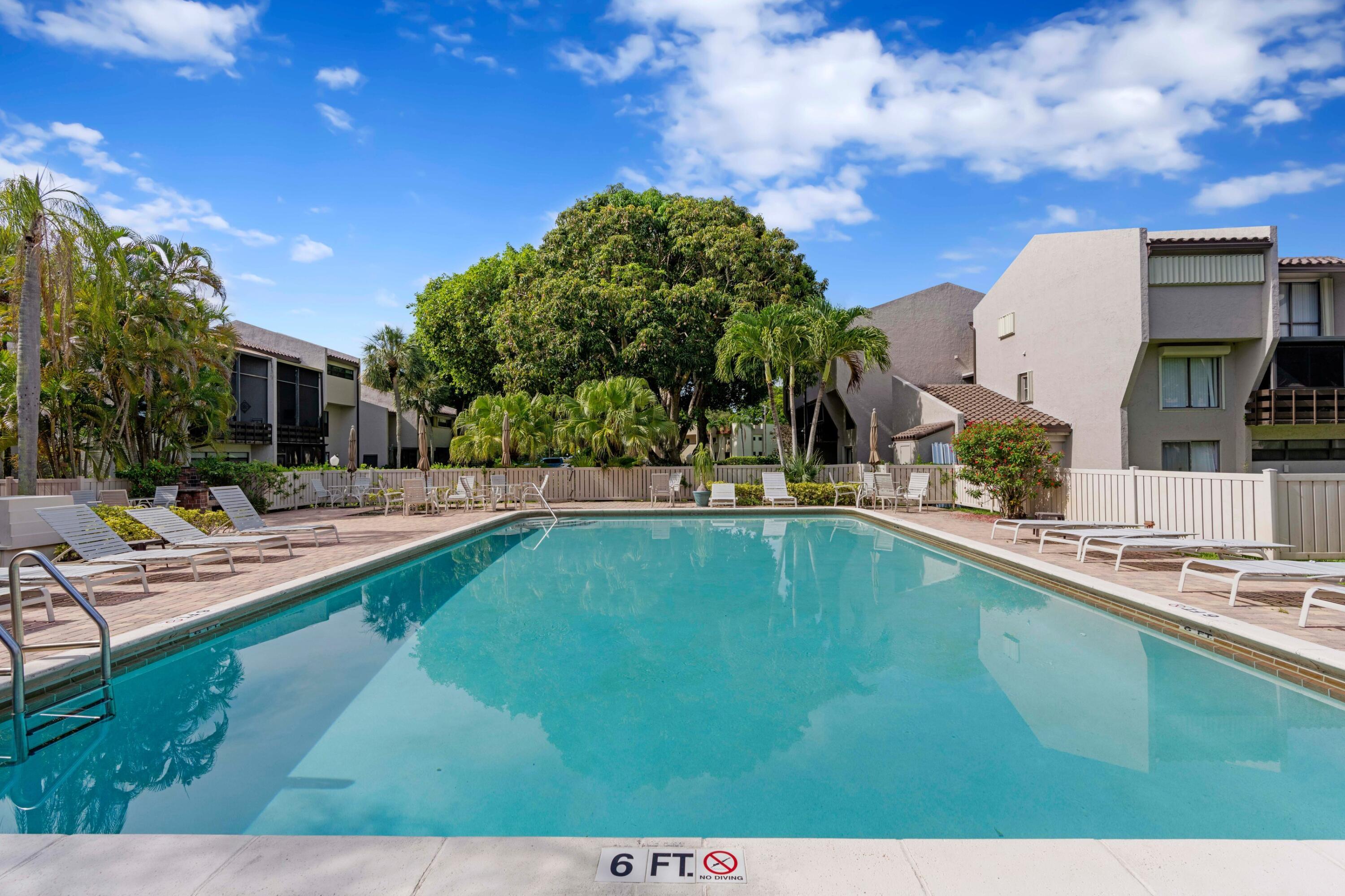 BANYAN COURTS CONDO - Residential