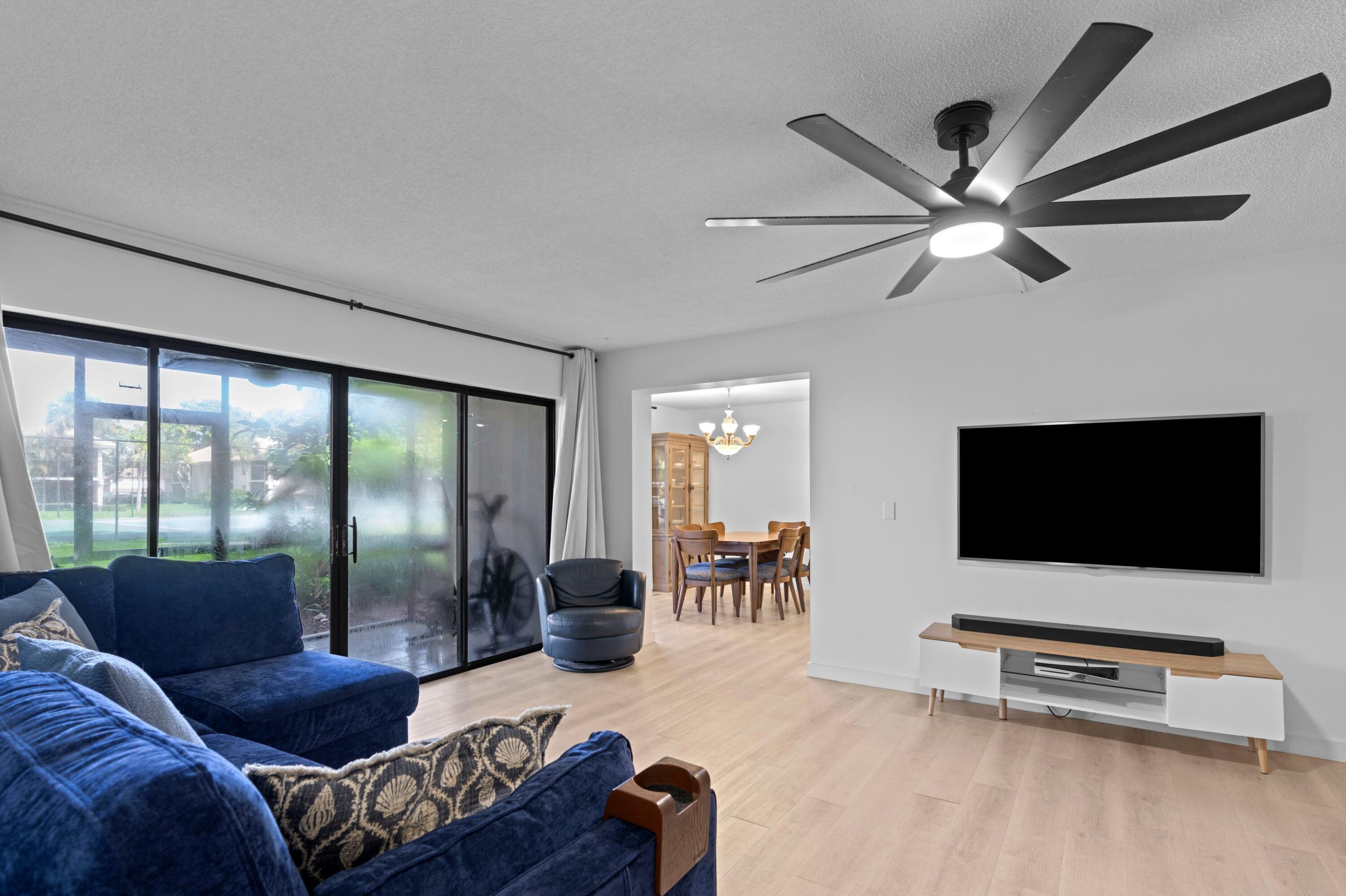 BANYAN COURTS CONDO - Residential