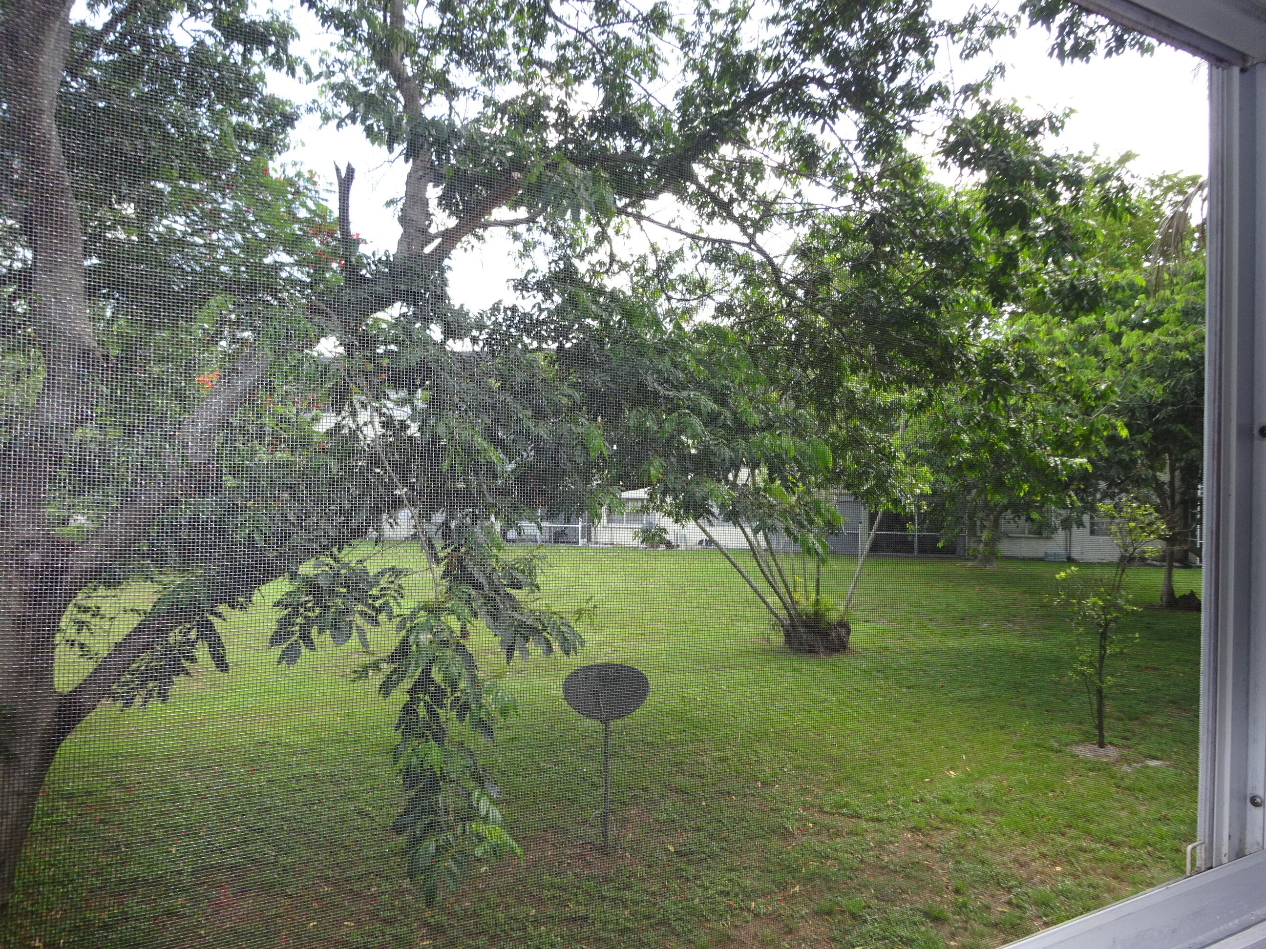 APPLEGREEN CONDO APTS 1 - Residential Lease