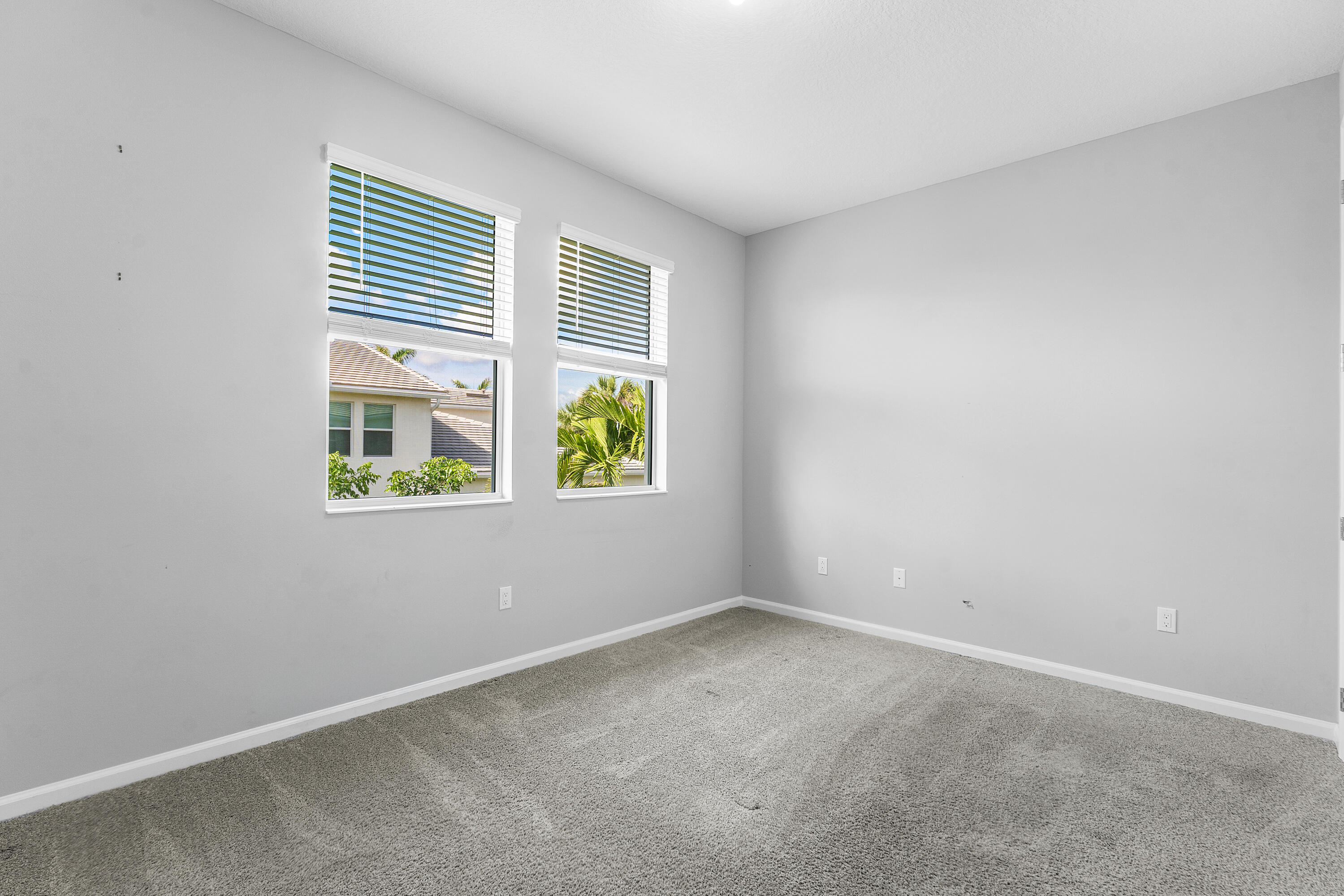 CROSSINGS OF WESTLAKE - Residential Lease