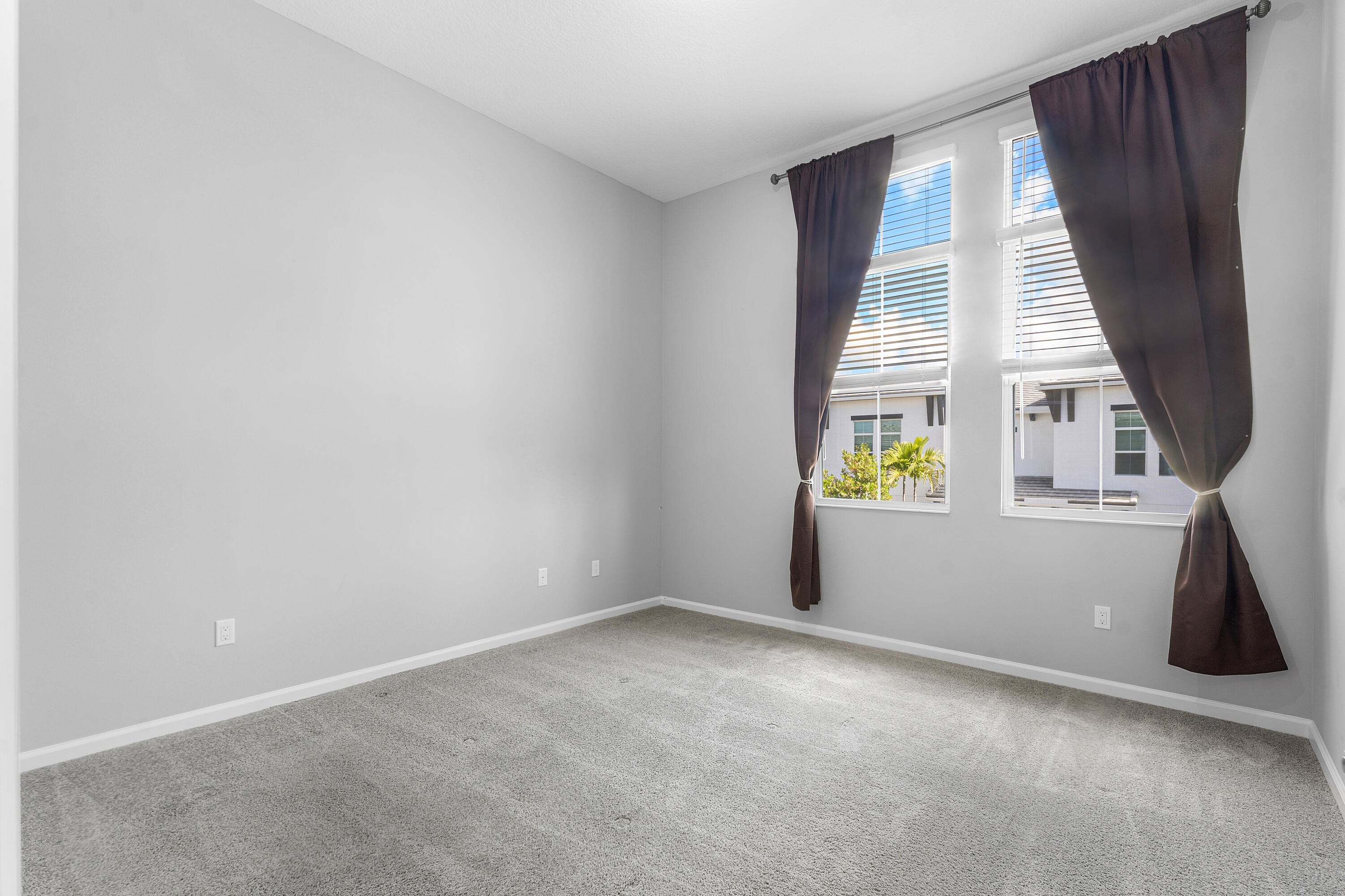 CROSSINGS OF WESTLAKE - Residential Lease