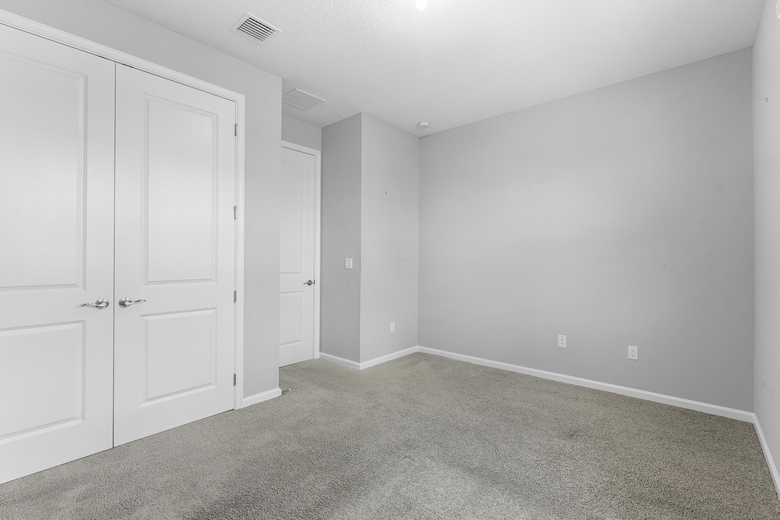 CROSSINGS OF WESTLAKE - Residential Lease