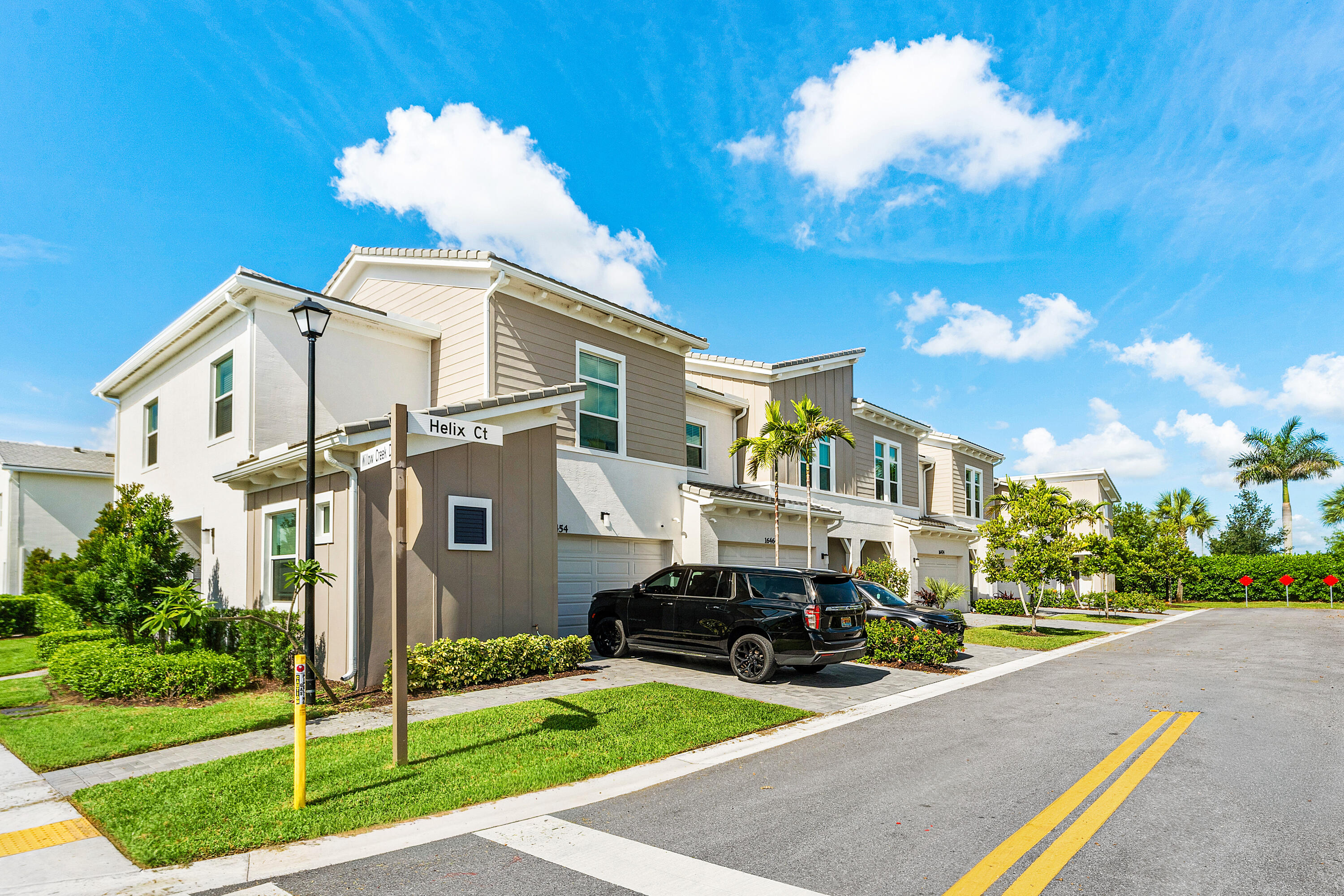 CROSSINGS OF WESTLAKE - Residential Lease