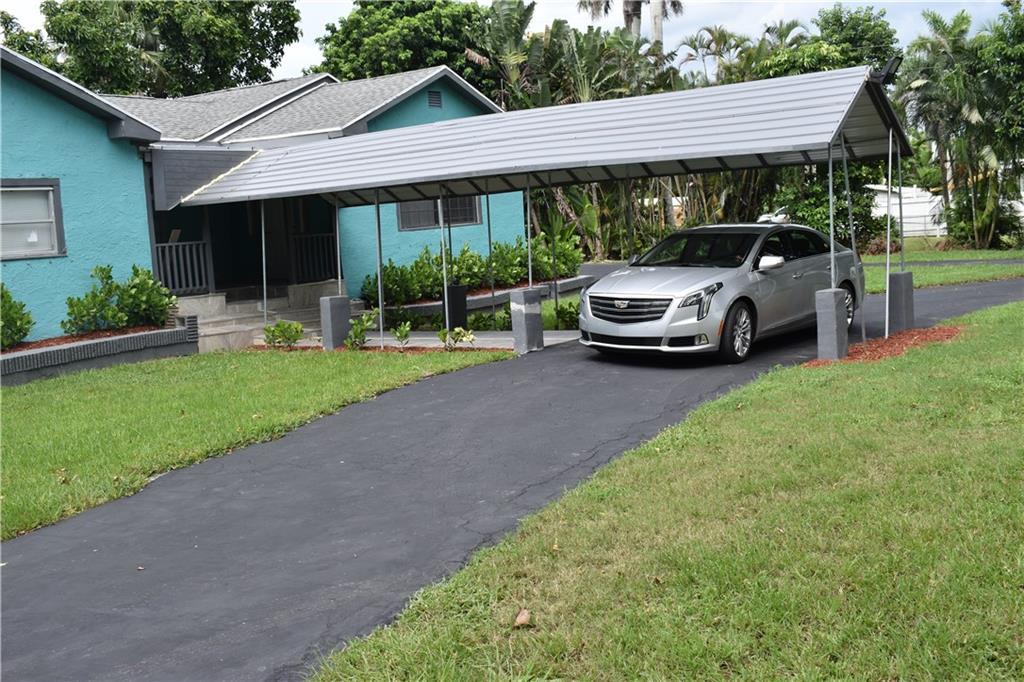 CROSS ADD TO PAHOKEE LTS - Residential