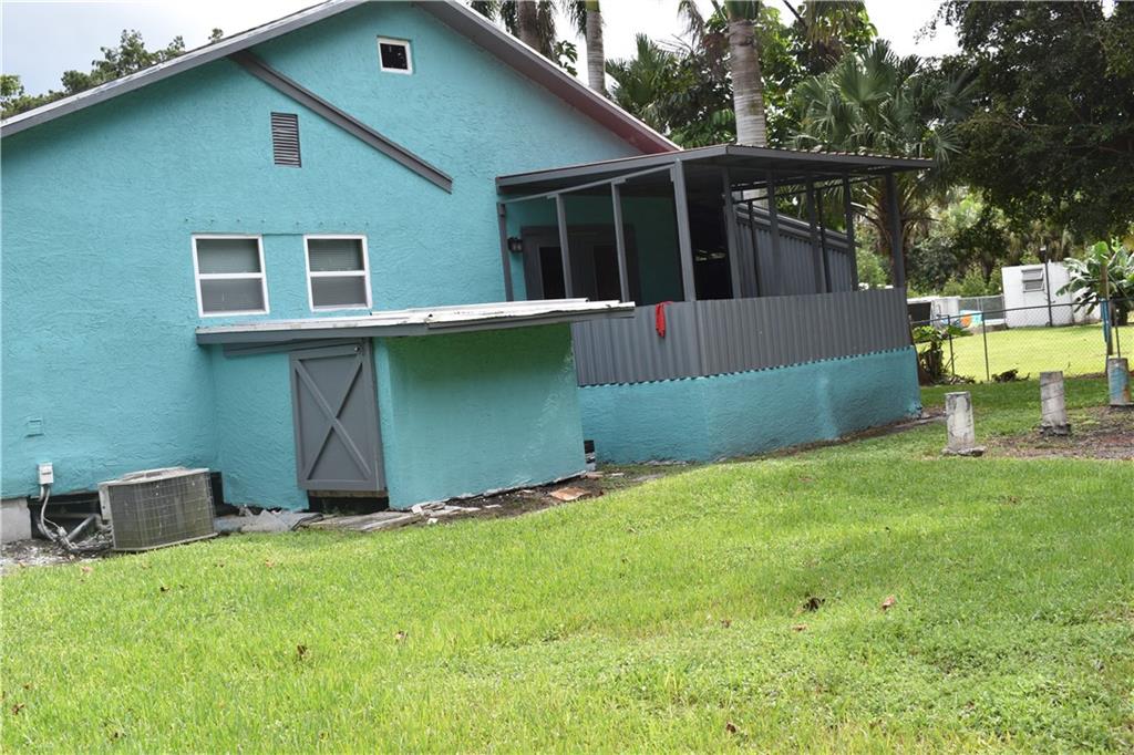 CROSS ADD TO PAHOKEE LTS - Residential