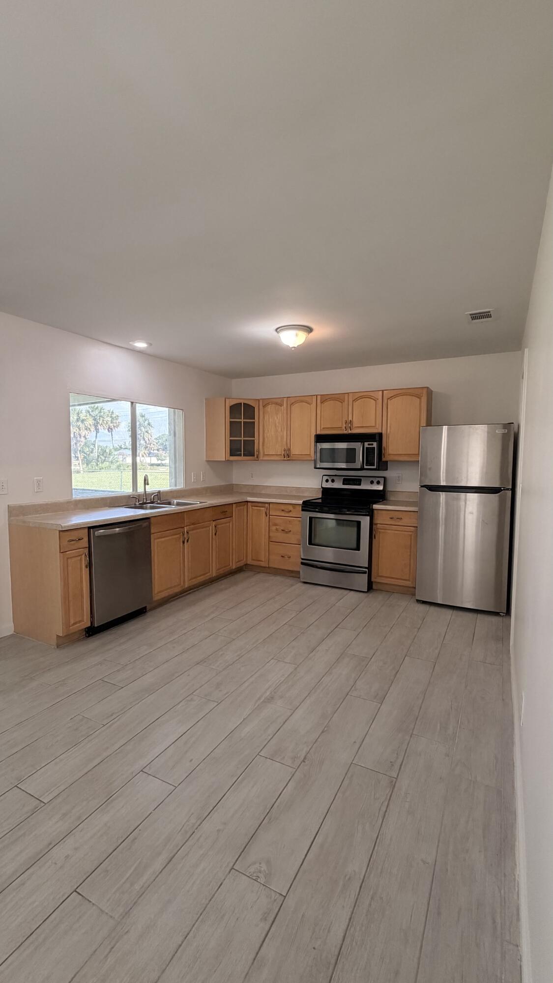 SOUTH PORT ST LUCIE UNIT 15 - Residential