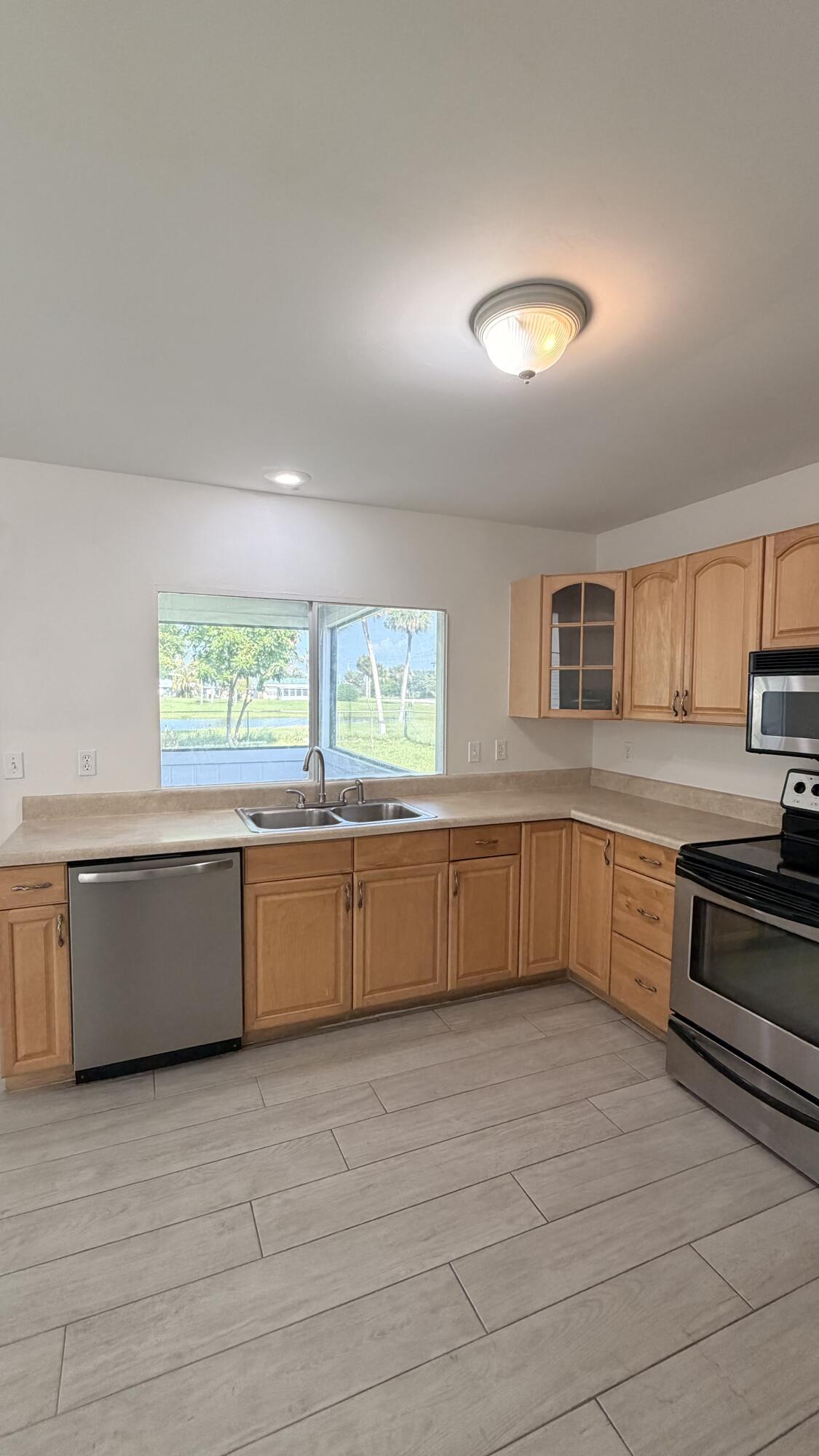 SOUTH PORT ST LUCIE UNIT 15 - Residential