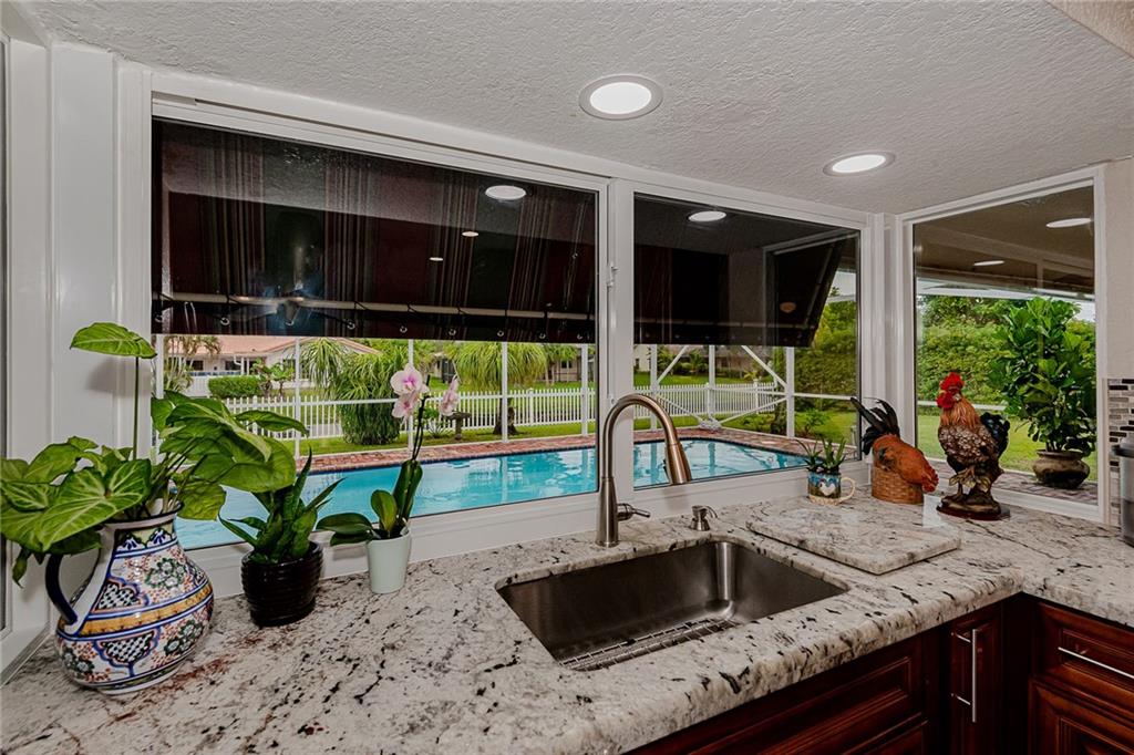 Coral Spgs Country Club S - Residential