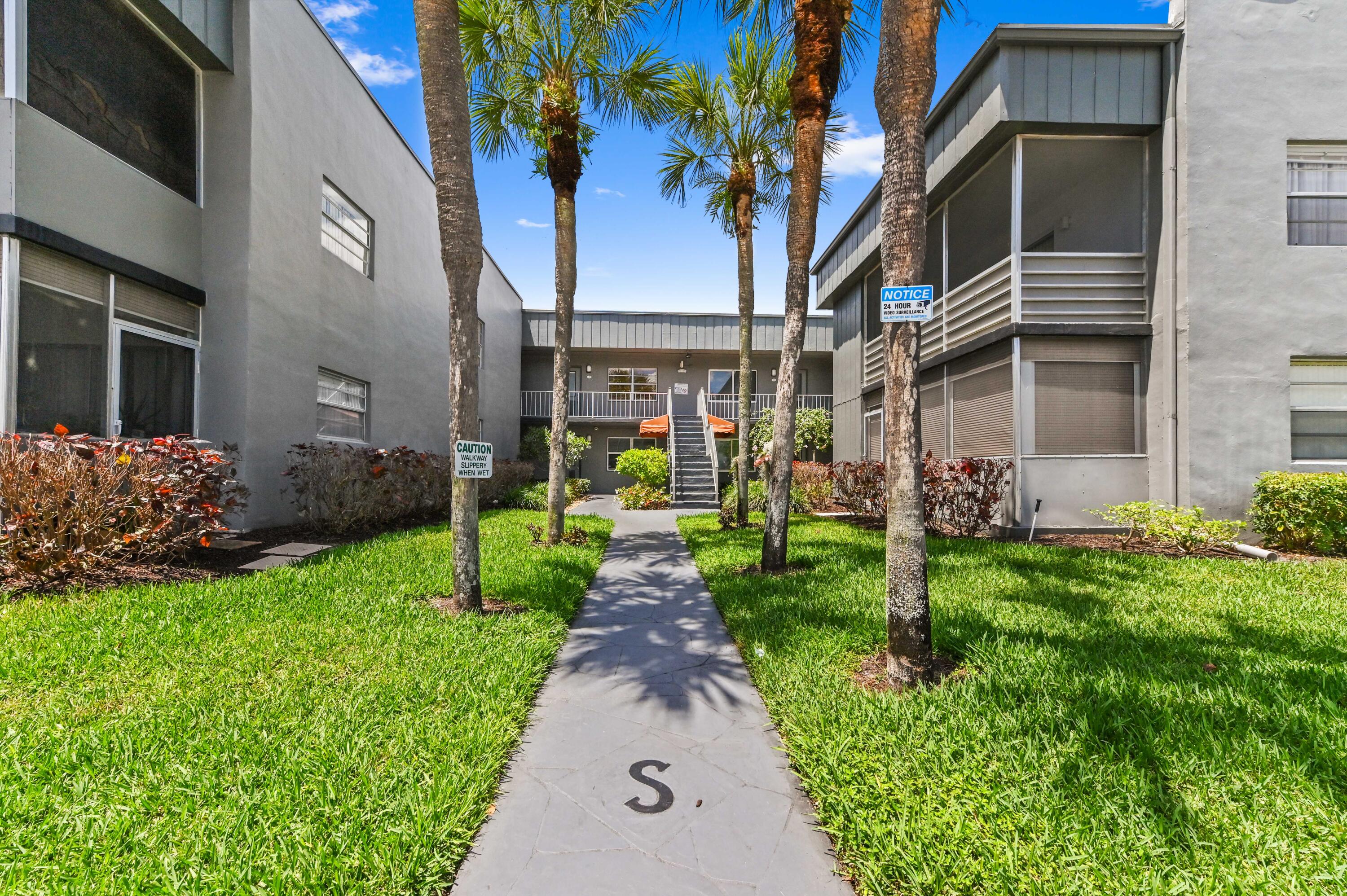 Beautifully updated 2nd-floor condo in Kings Point! This freshly painted residence offers over $16,000 in recent improvements, including a 2024 A/C, new electrical converter, new washer/dryer, refrigerator, oven, dishwasher, ceiling fans, and 2 new toilets. Enjoy a clean, move-in-ready feel with major updates already completed. Kings Point is a premier 55+ active adult community offering multiple clubhouses, pools, fitness, golf, tennis, pickleball, theater, restaurants, courtesy bus service, and more. Move right in and enjoy the lifestyle!