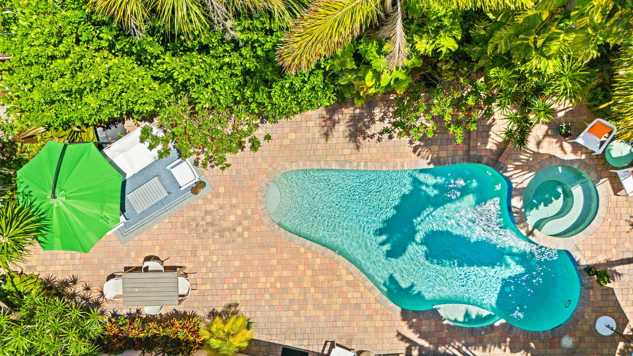 CORAL SHORES - Residential