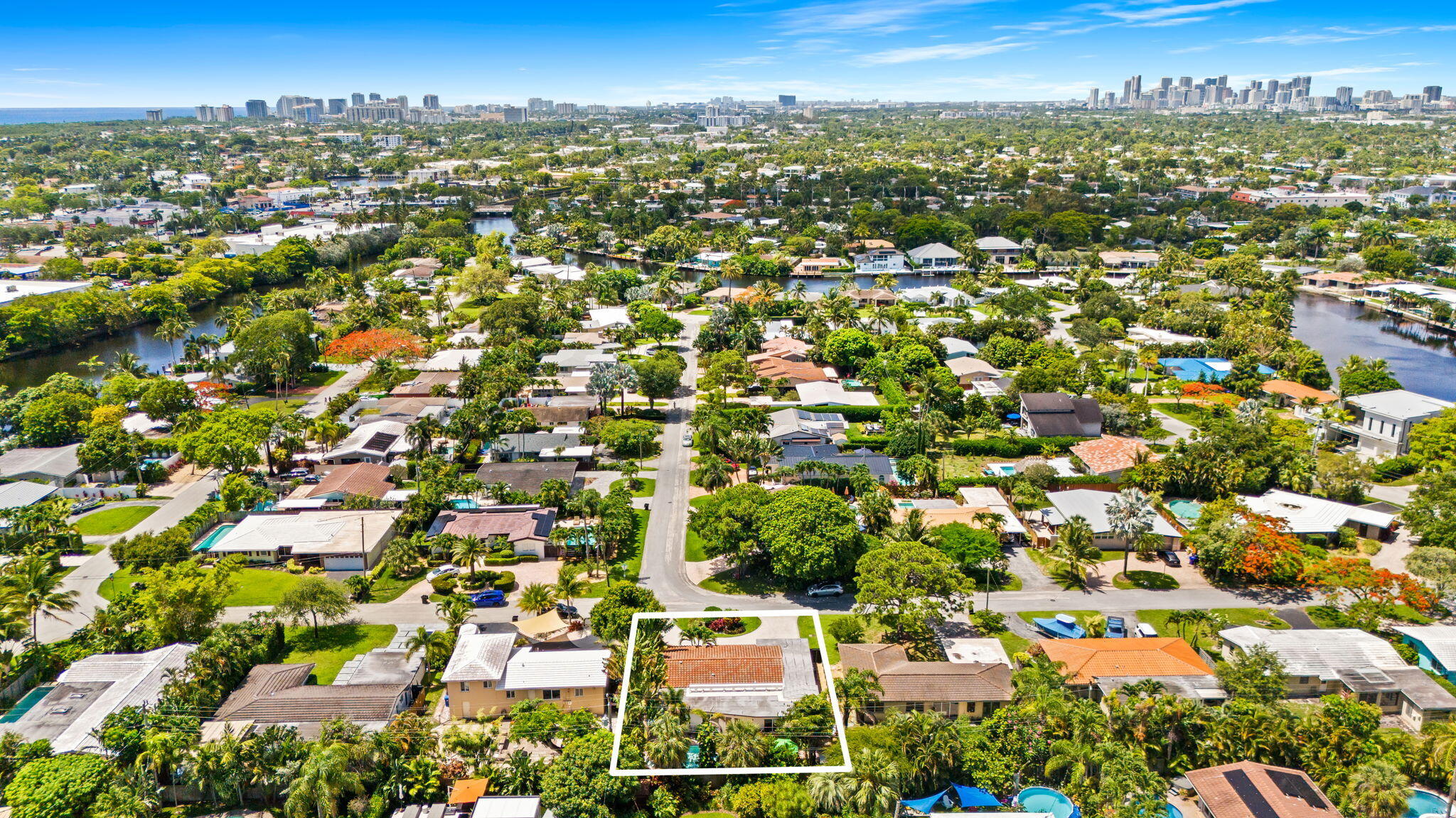 CORAL SHORES - Residential
