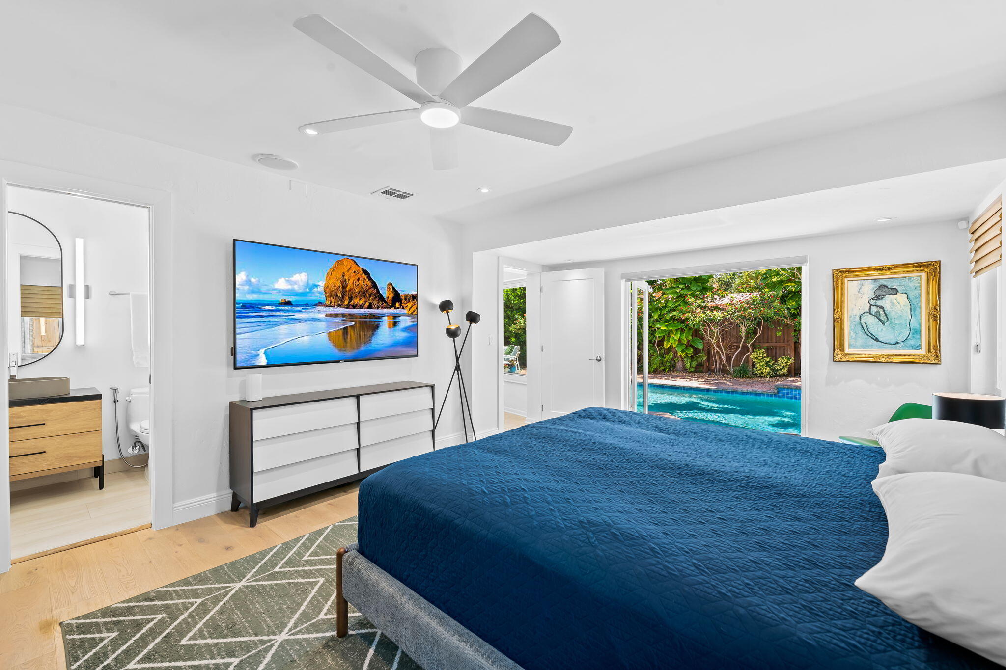 CORAL SHORES - Residential