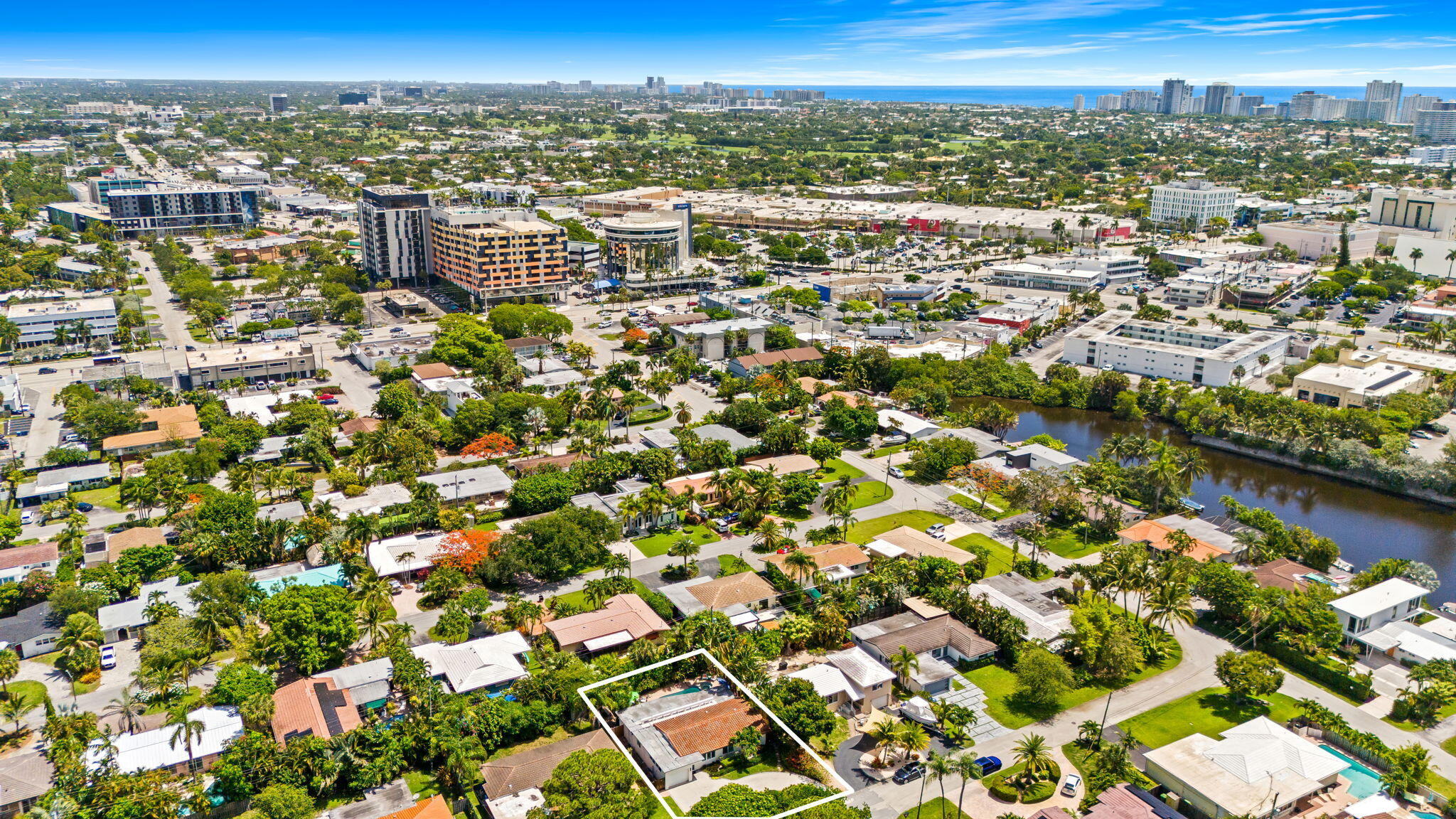 CORAL SHORES - Residential