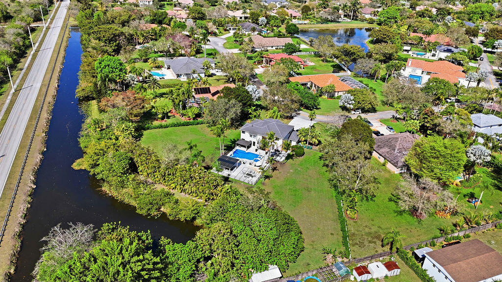 CARLTON ESTATES-2 - Residential