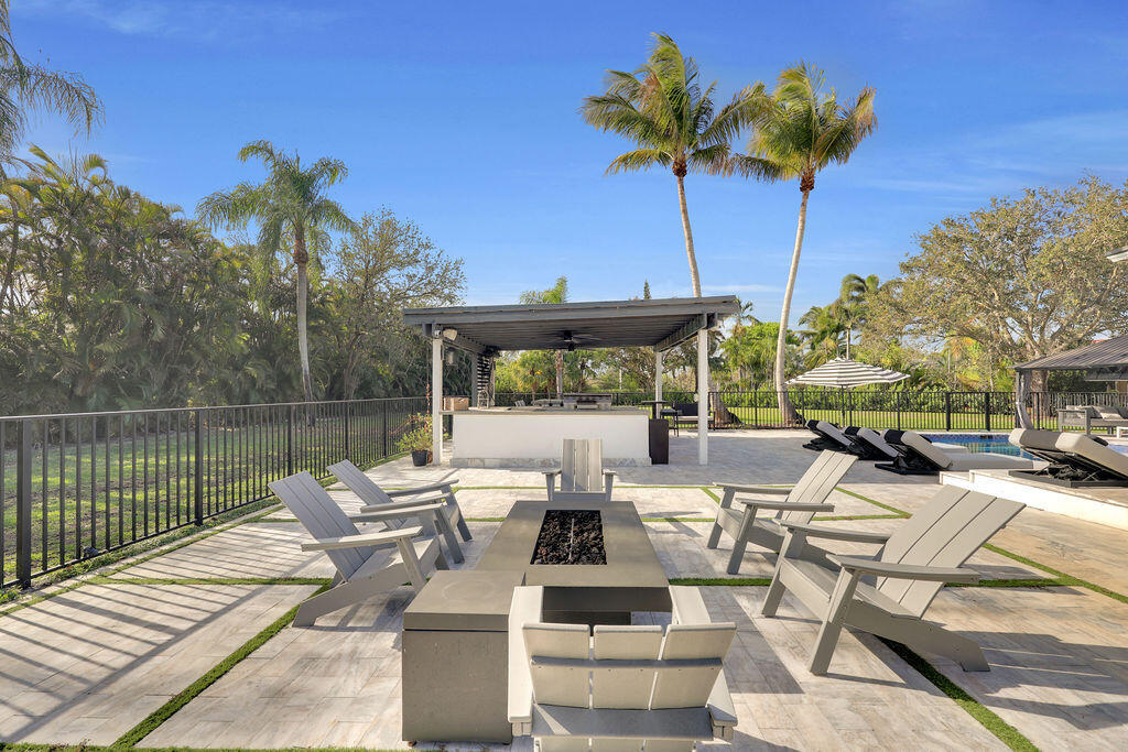 CARLTON ESTATES-2 - Residential
