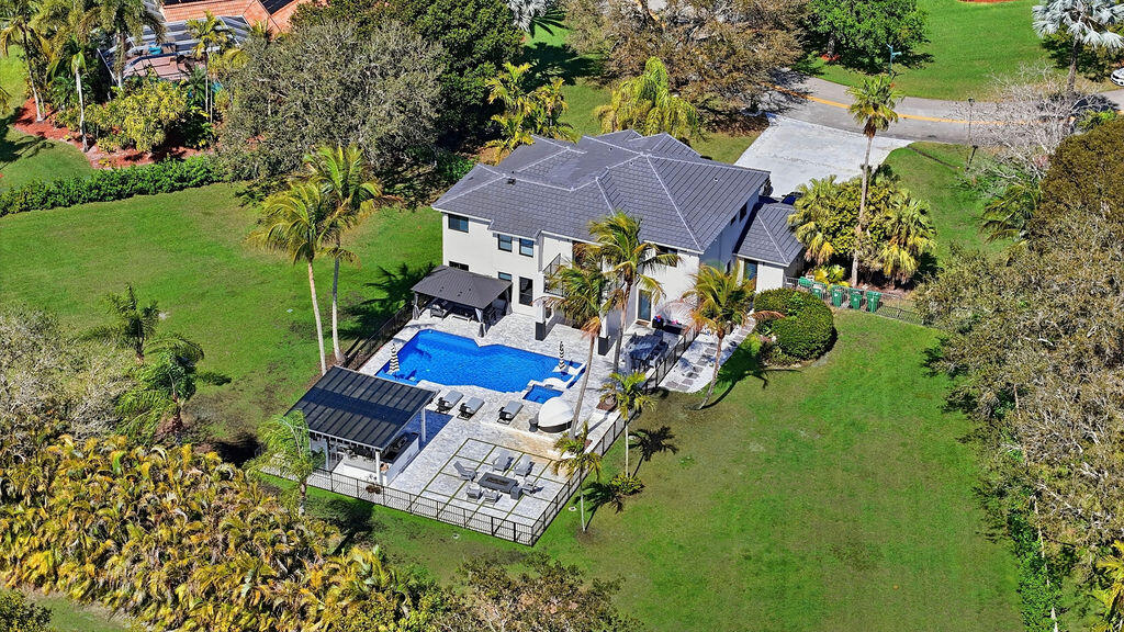 CARLTON ESTATES-2 - Residential