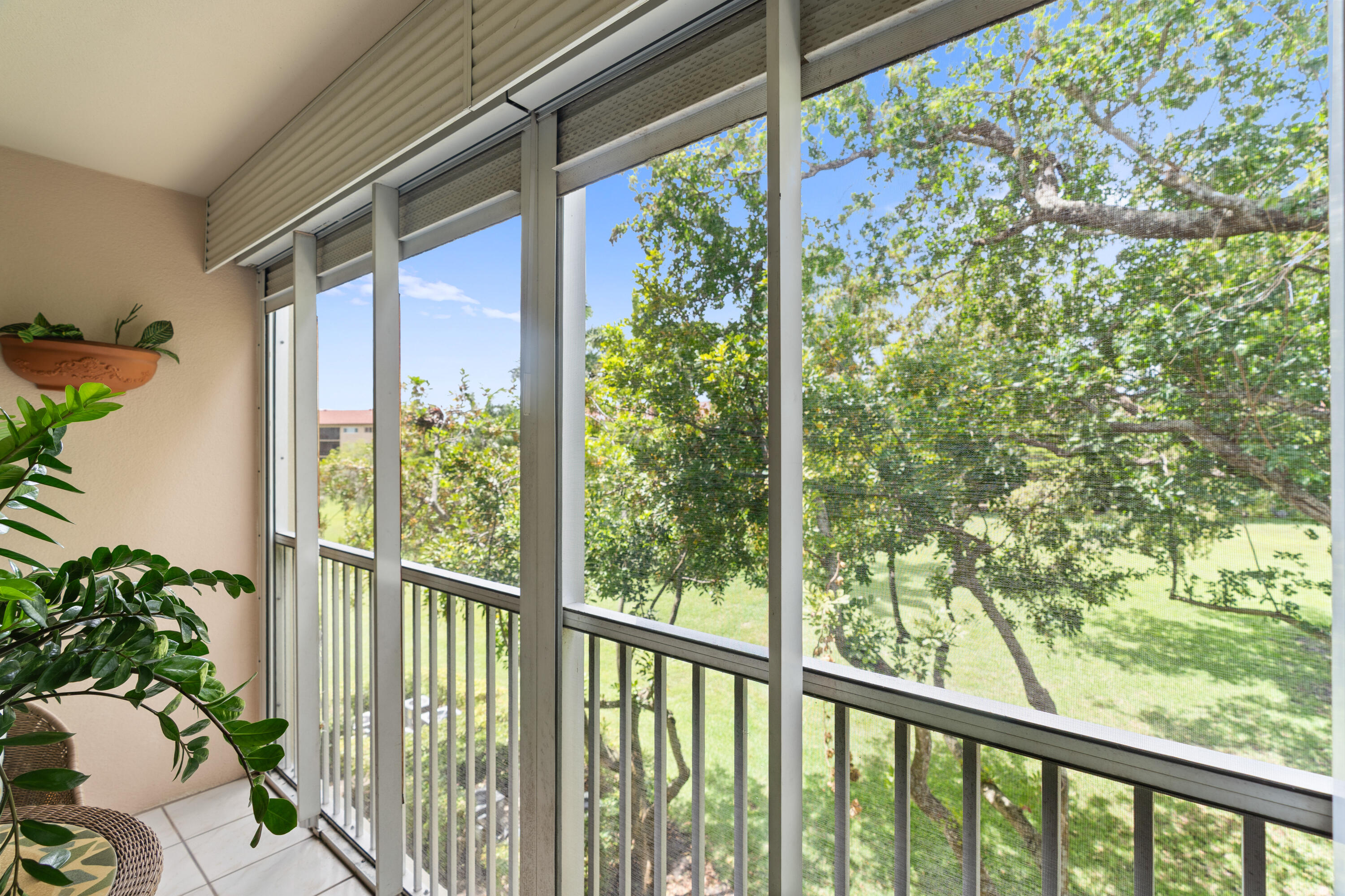 IVANHOE EAST AT CENTURY VILLAGE - Residential